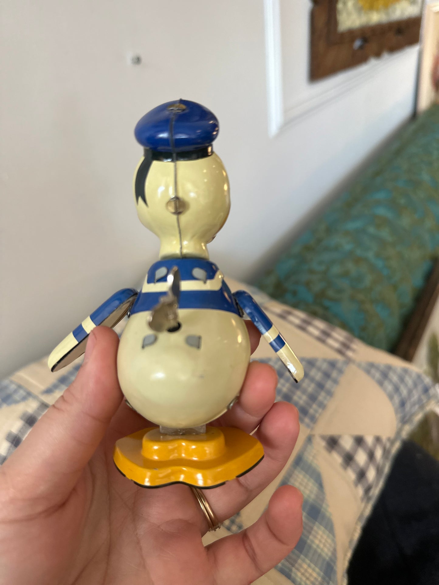 Donald Duck Tin Toy Epoch Schylling