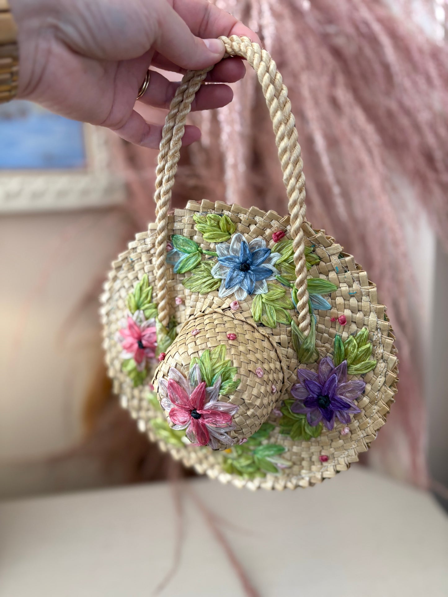Small woven sun hat purse