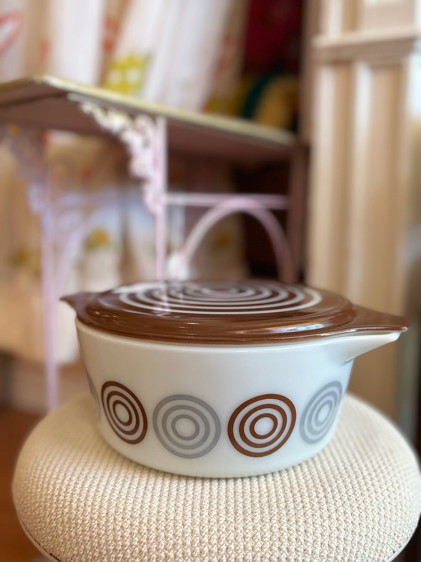 Cosmopolitan Bullseye Promotional Pyrex Casserole Dish with lid