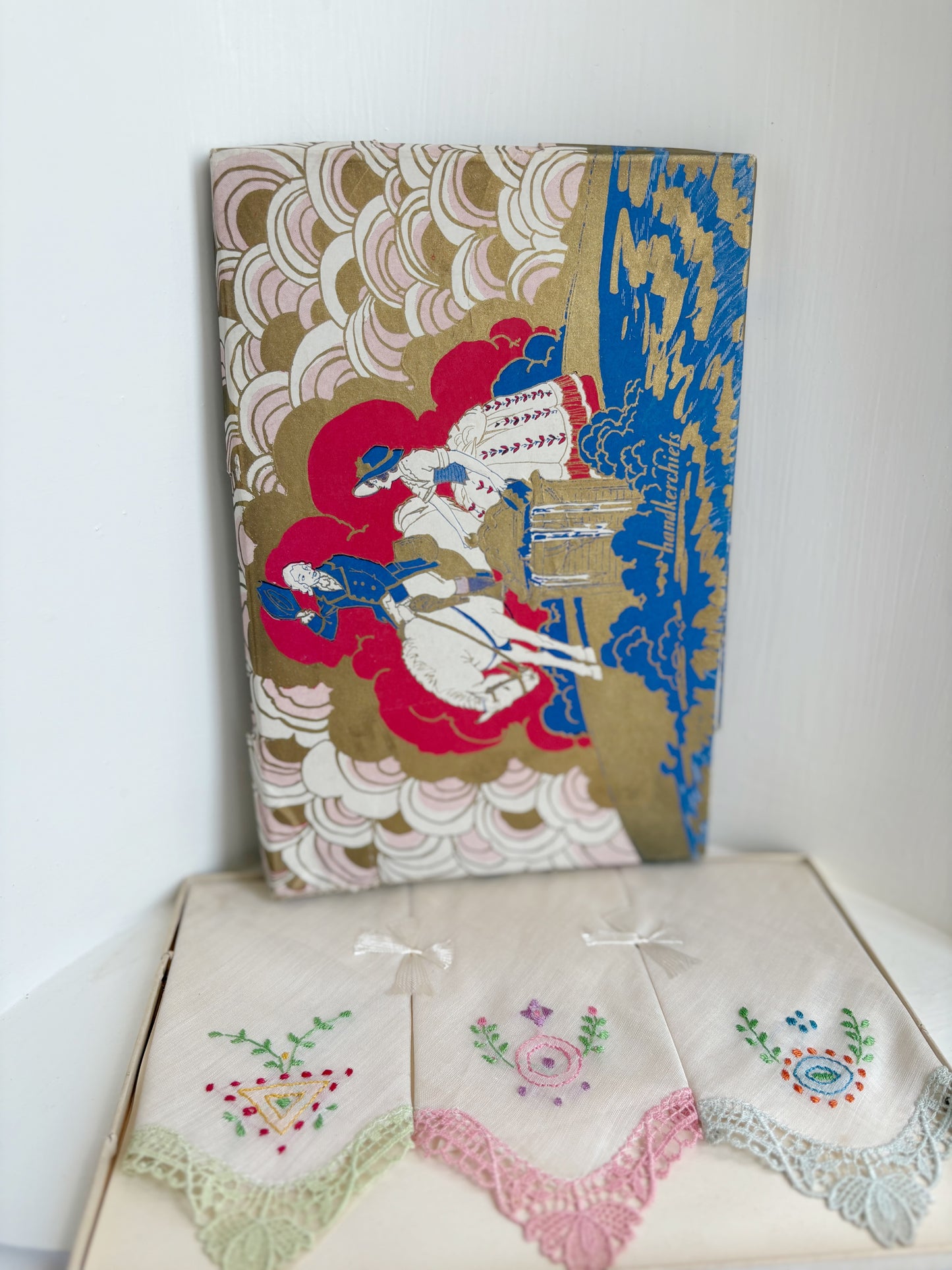 Floral handkerchief set in original box