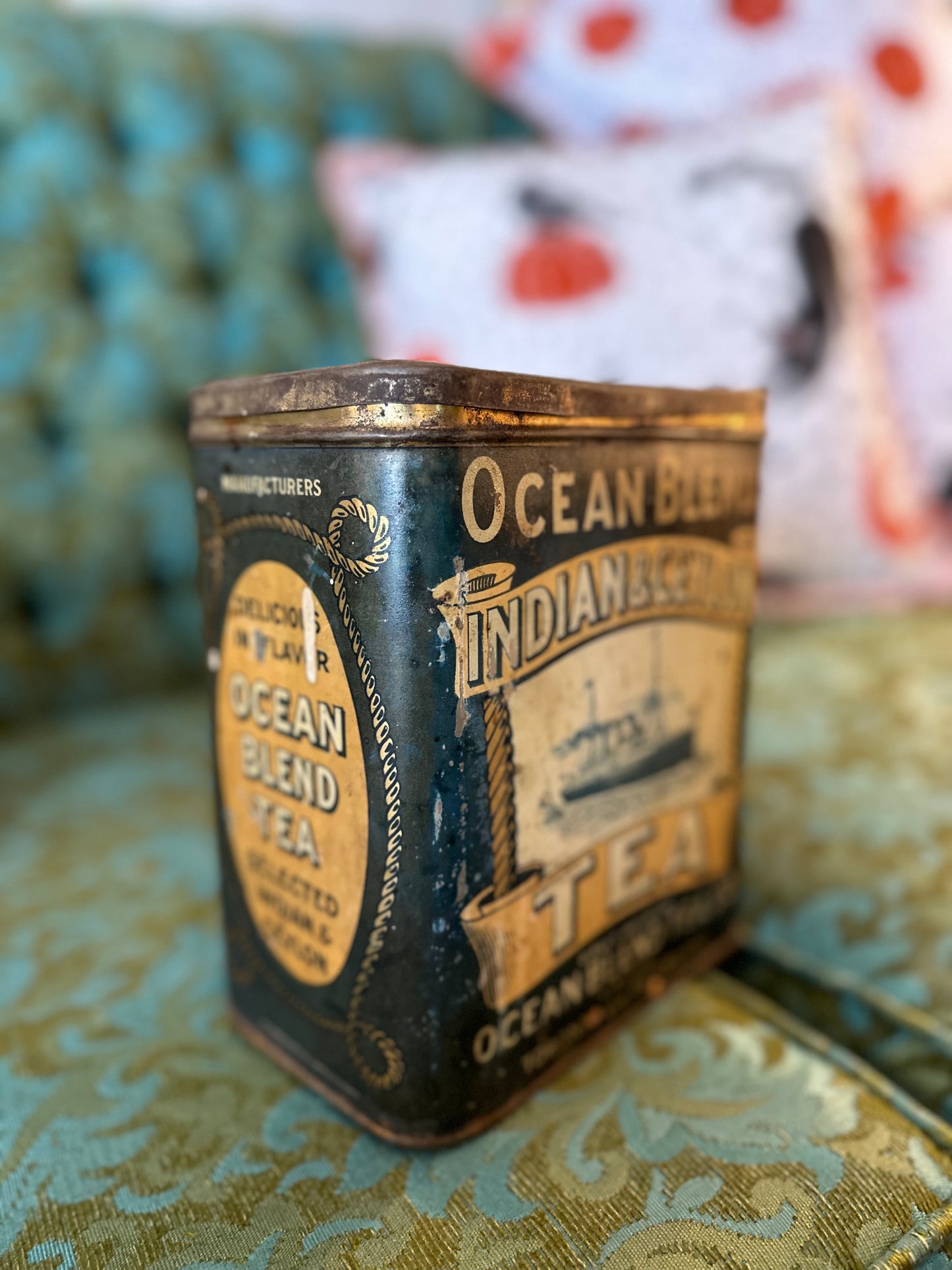 Ocean Blend Tea Co Vintage Tin