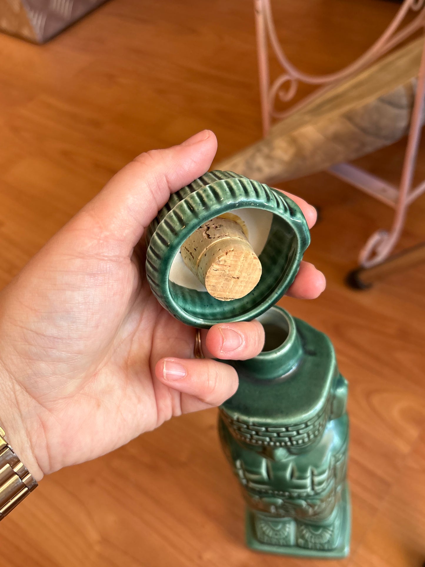 Tiki Decanter & 4 Shot Glasses