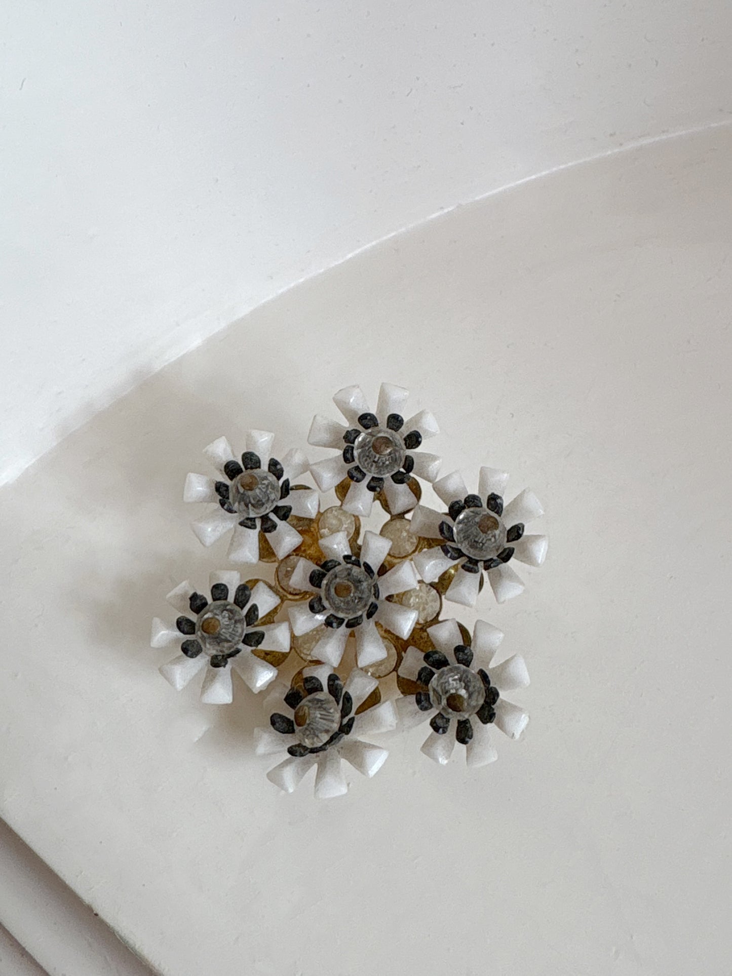 Brooch #19 - white flowers