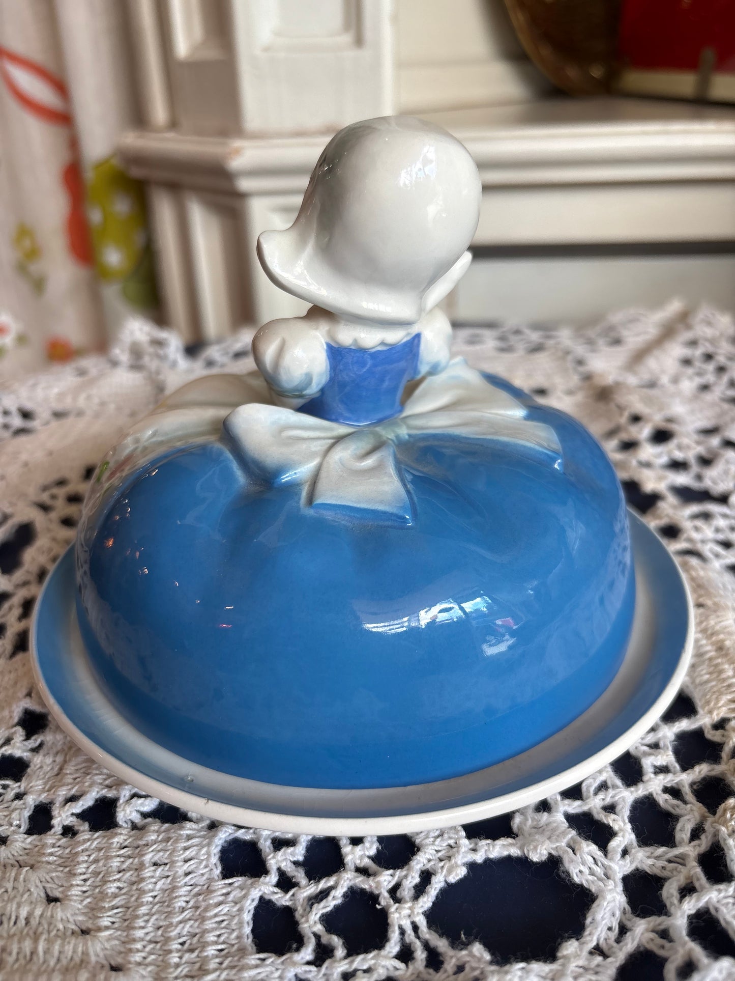 Rare Lefton 1950s Dutch Girl Butter Dish - made in Japan