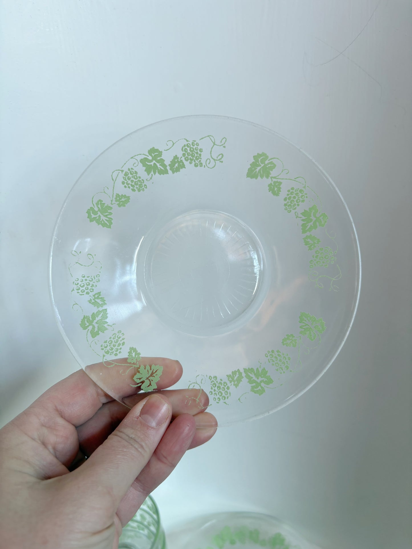 Green grapevine pattern 4 dessert cups & saucers