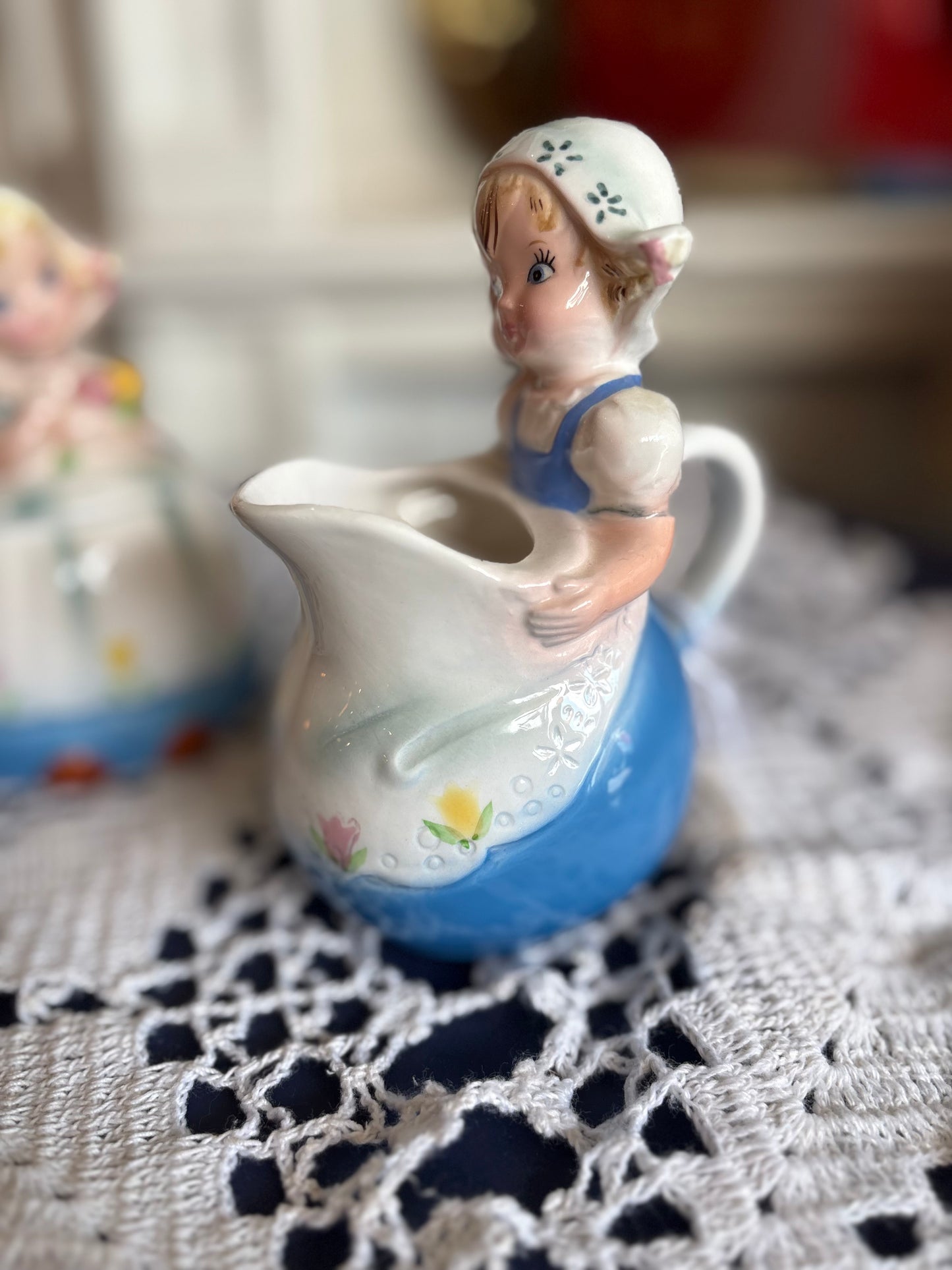 Lefton 1950s Dutch Girl Cream & Sugar Set - made in Japan