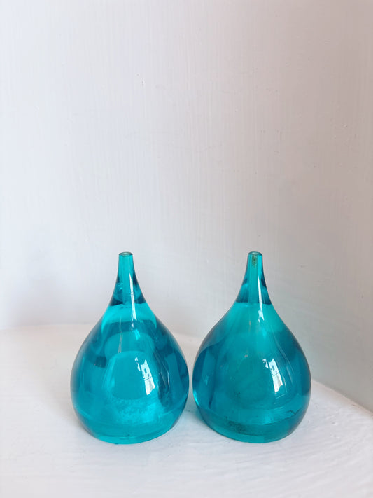 Teardrop Salt & Pepper Shaker Set