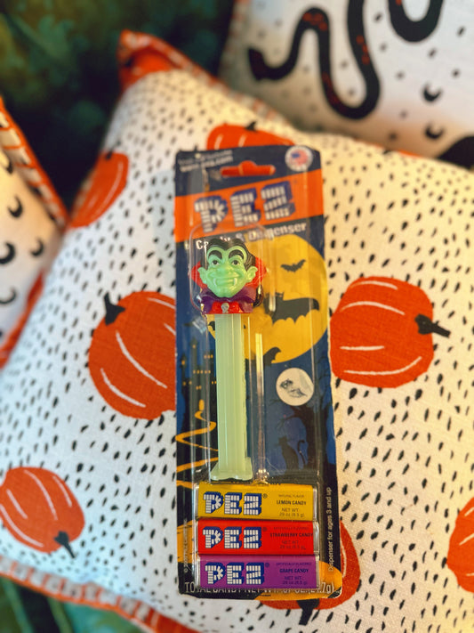 Pez vintage Halloween Vampire