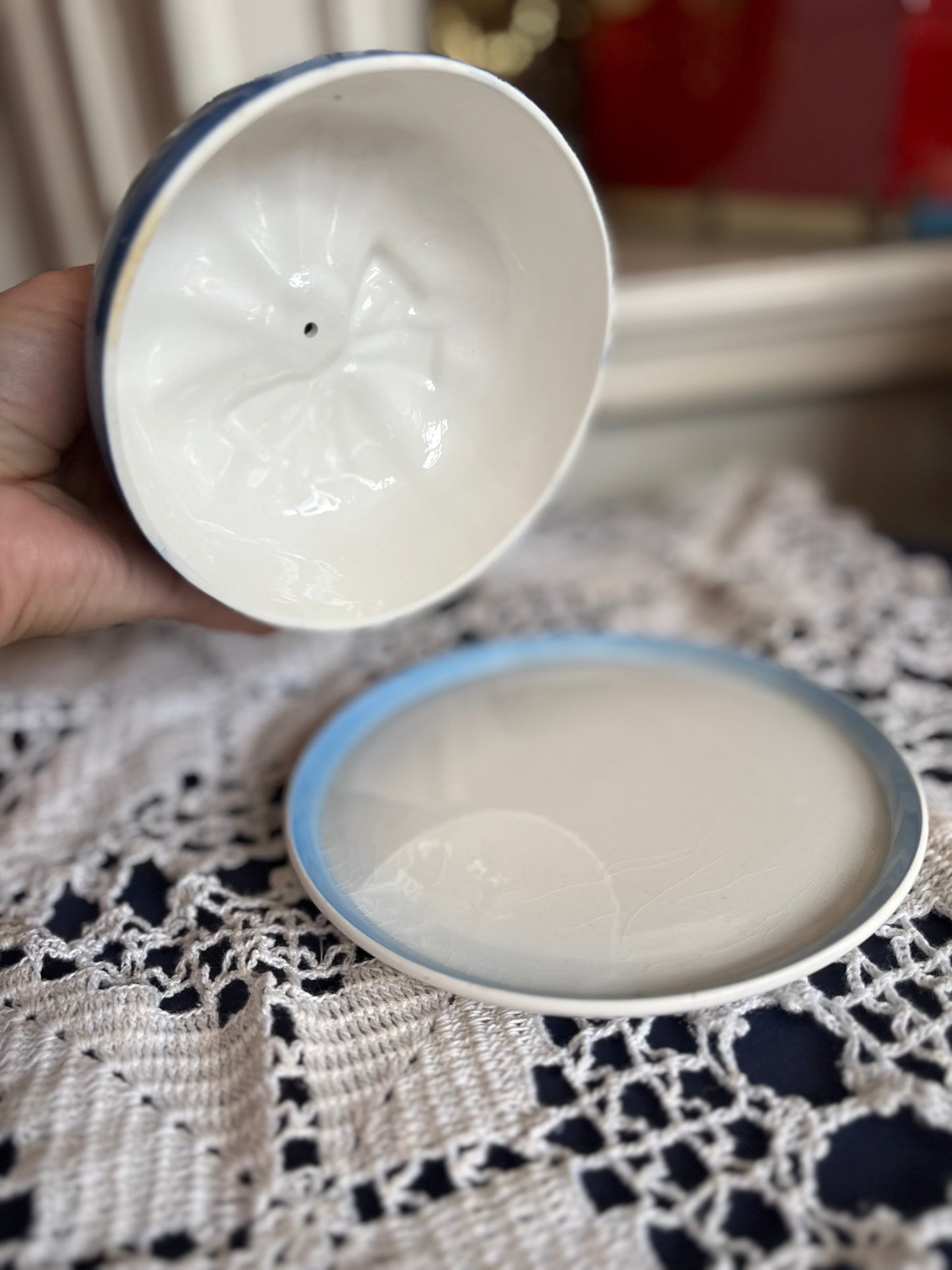 Rare Lefton 1950s Dutch Girl Butter Dish - made in Japan