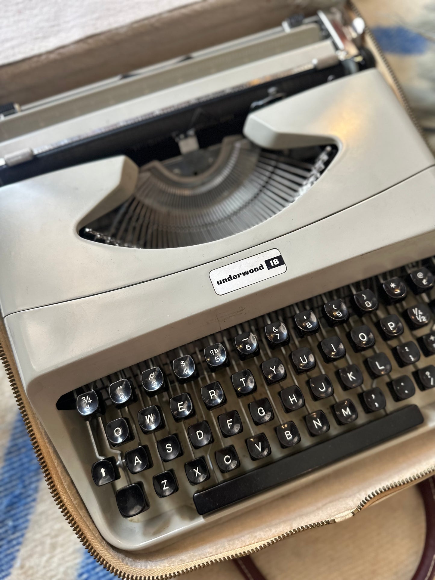 Underwood 18 Typewriter in carrier