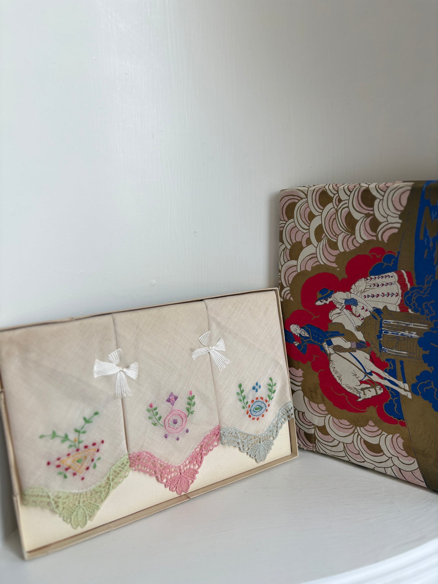 Floral handkerchief set in original box