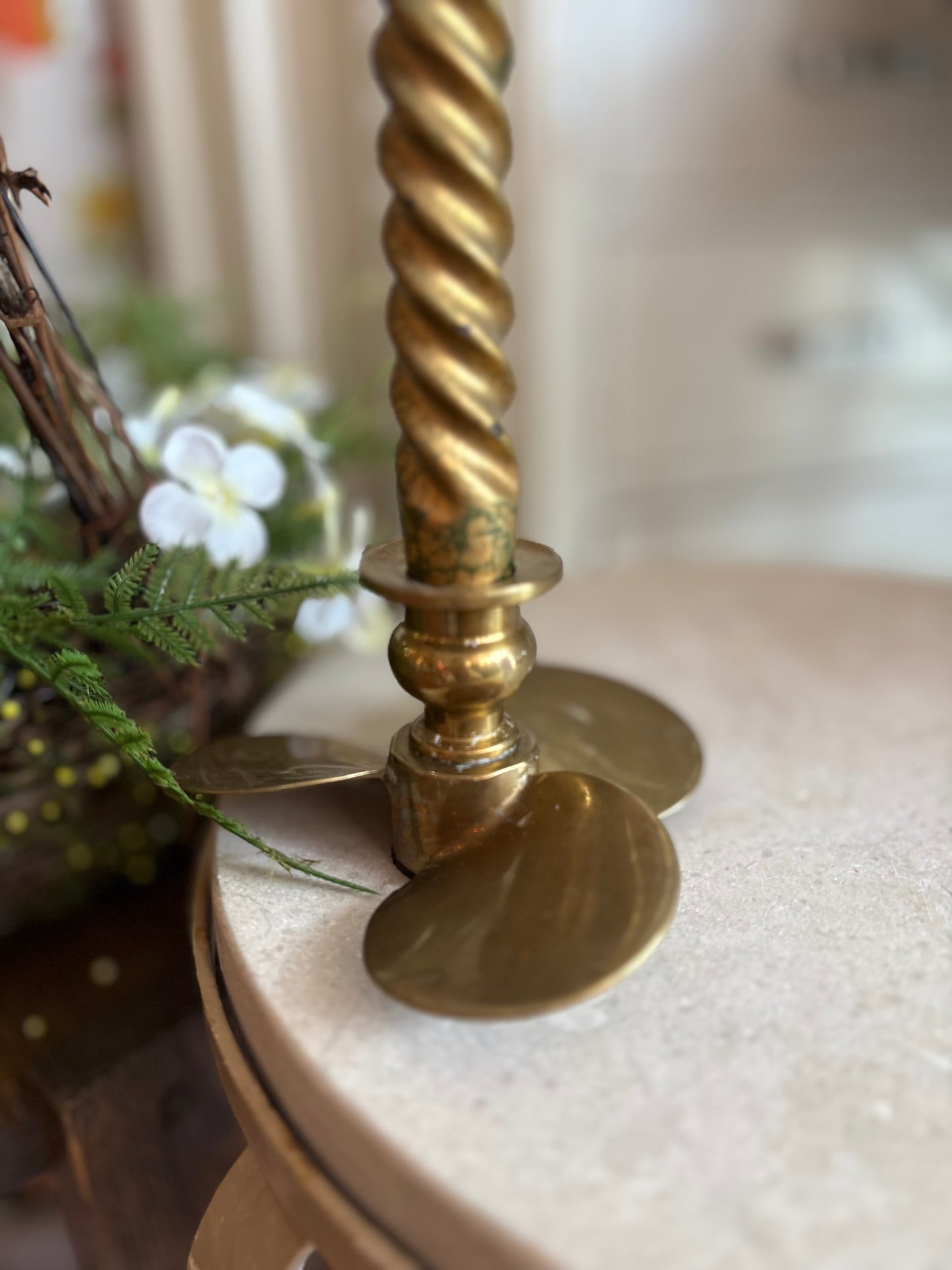 Brass propeller candle holder