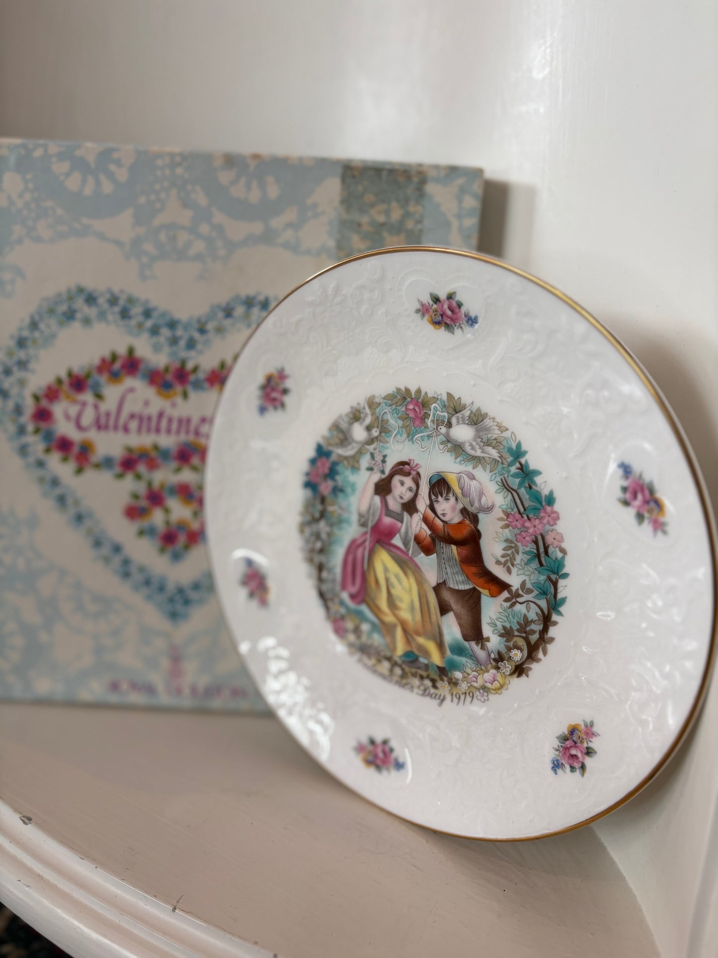 1979 Valentines Day Royal Doulton Plate