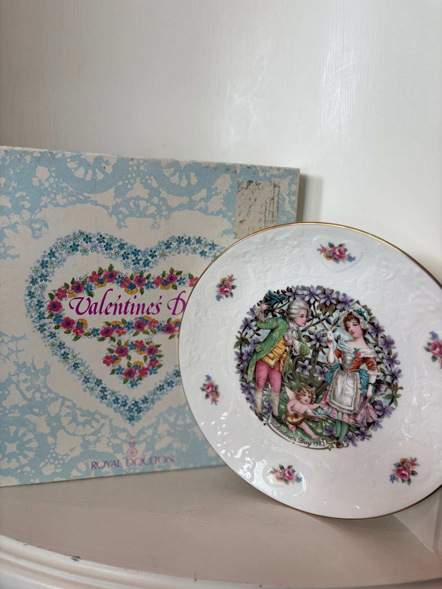 1982 Valentines Day Royal Doulton Plate