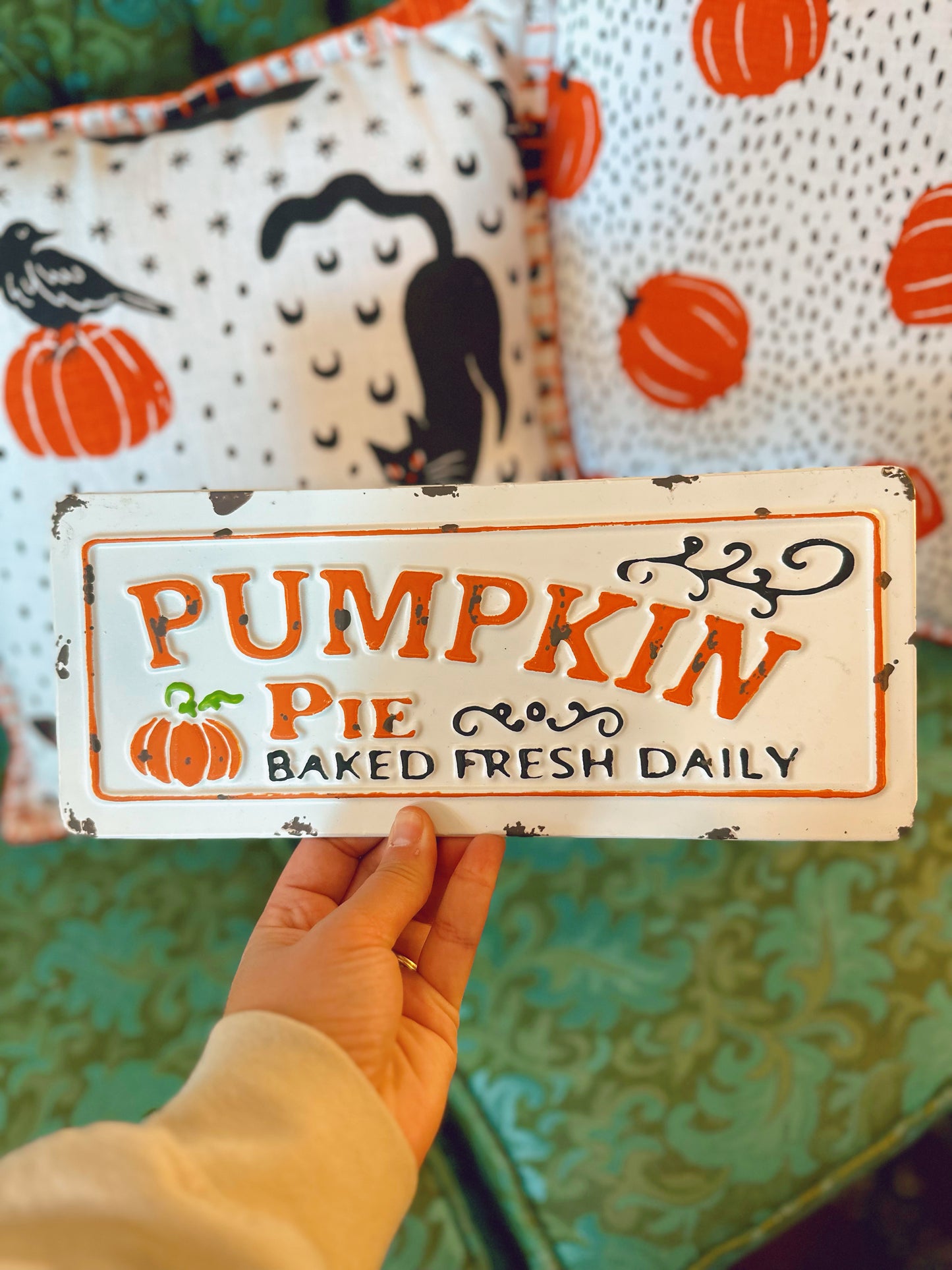 Small Tin Pumpkin Pie Sign