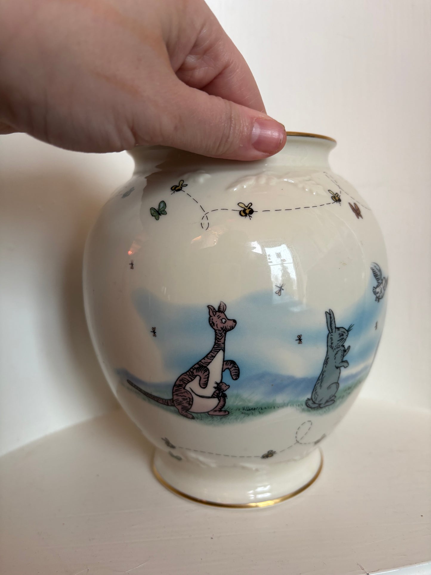 “The Honey Pot Vase” Lenox Winnie The Pooh Vase