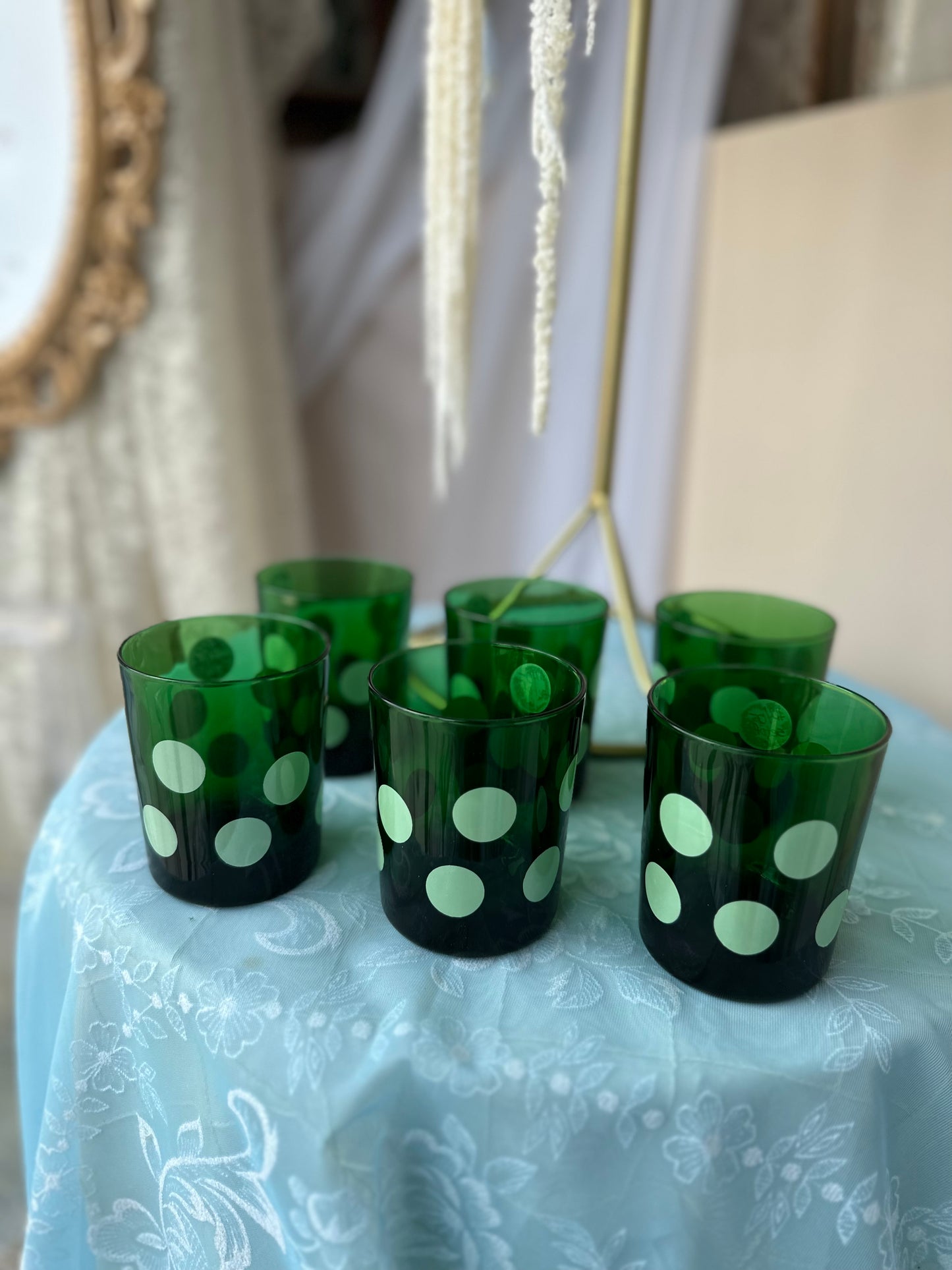 Set of 6 green polka dot glass cups