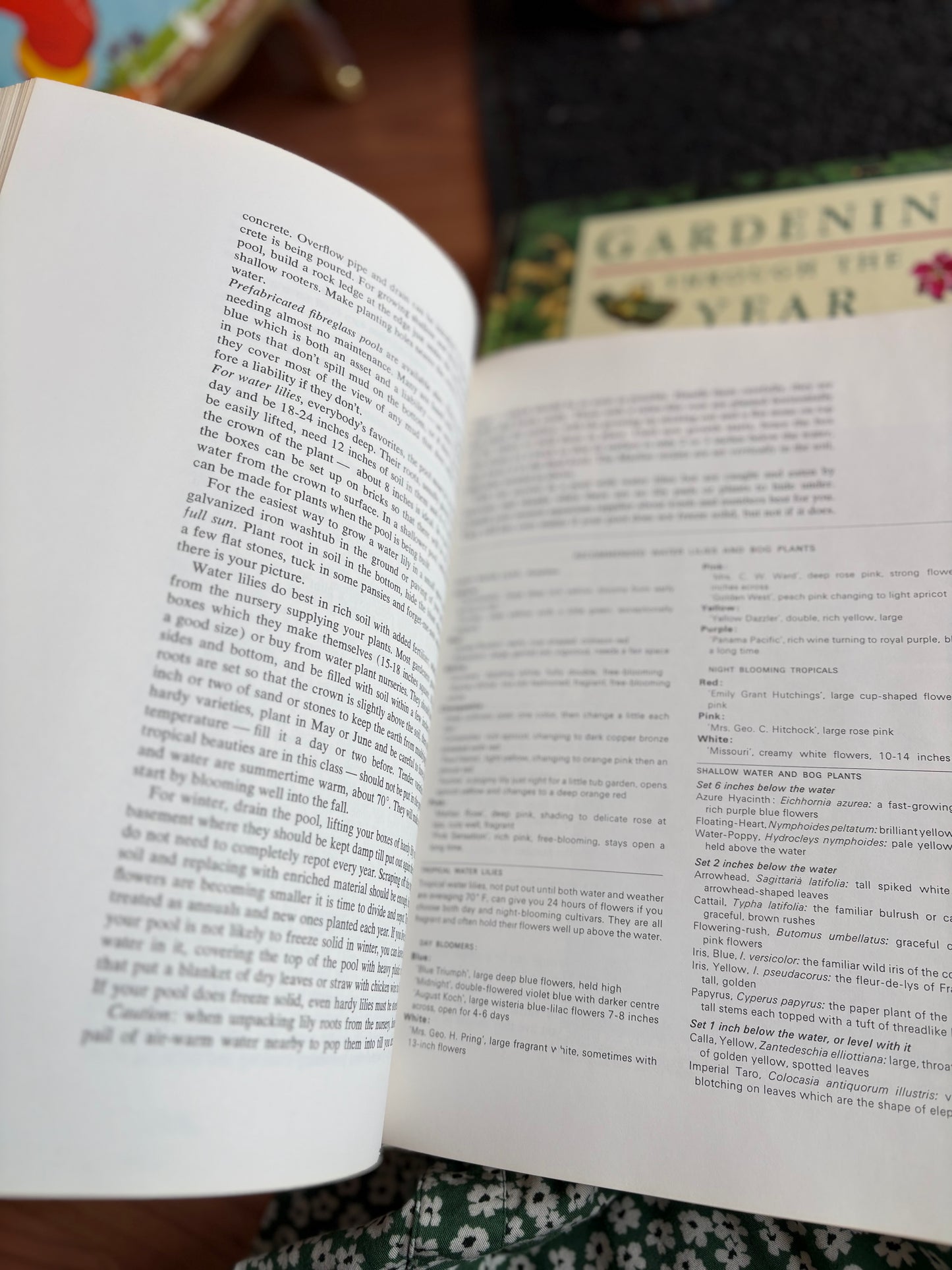 Chatelaine’s Gardening Book by Lois Wilson