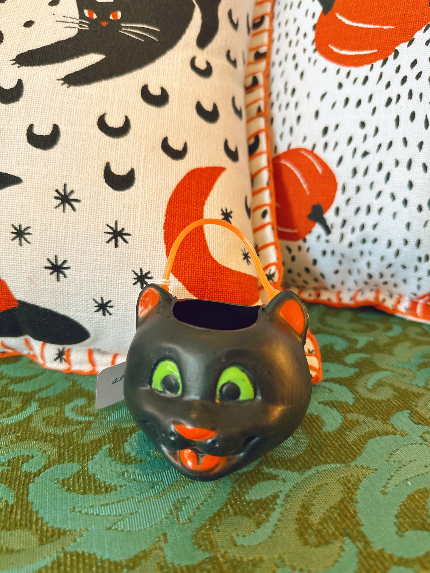 Mini Halloween Cat bucket (1990)