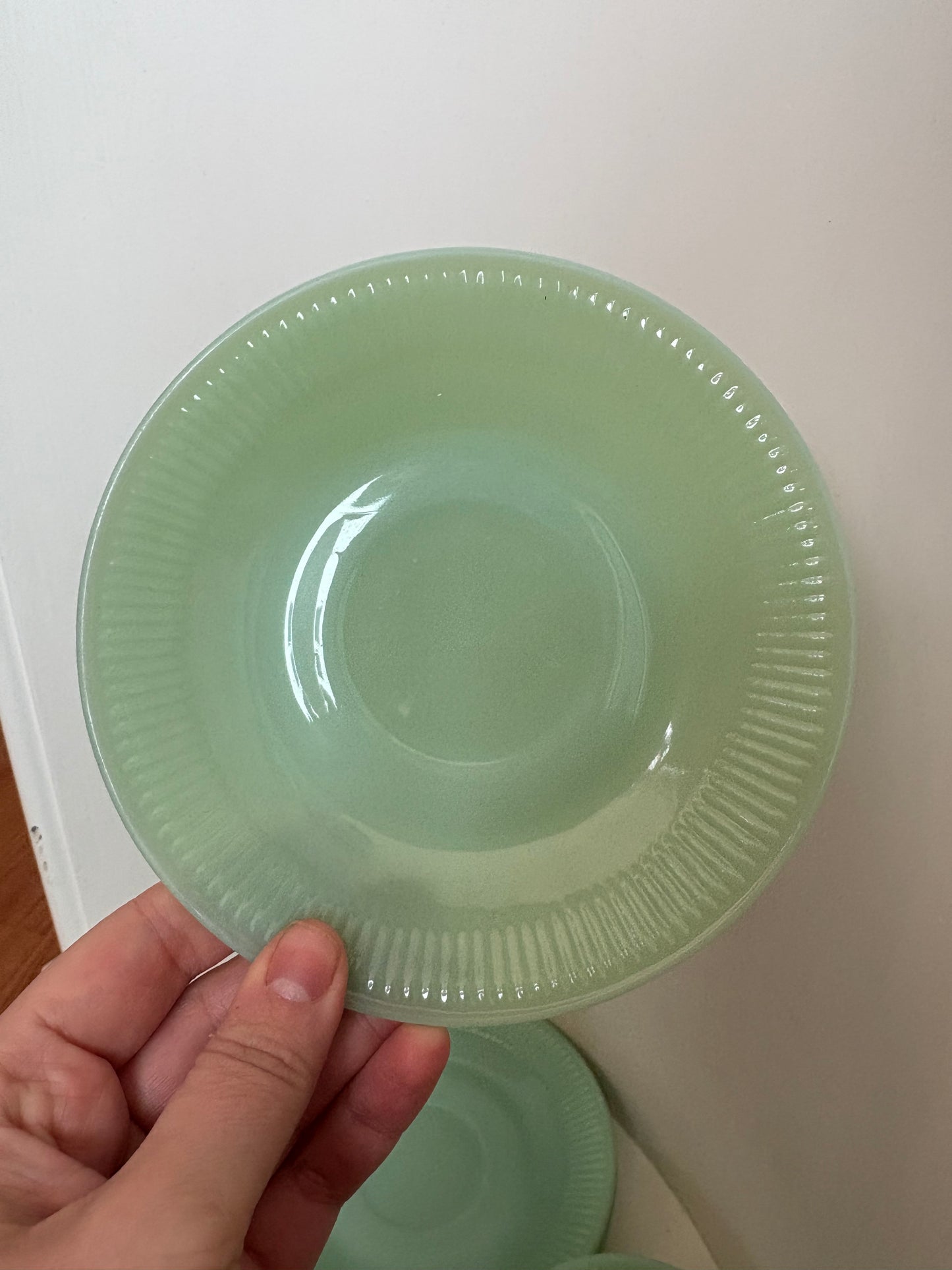 Jane Ray Jadeite cups & saucers