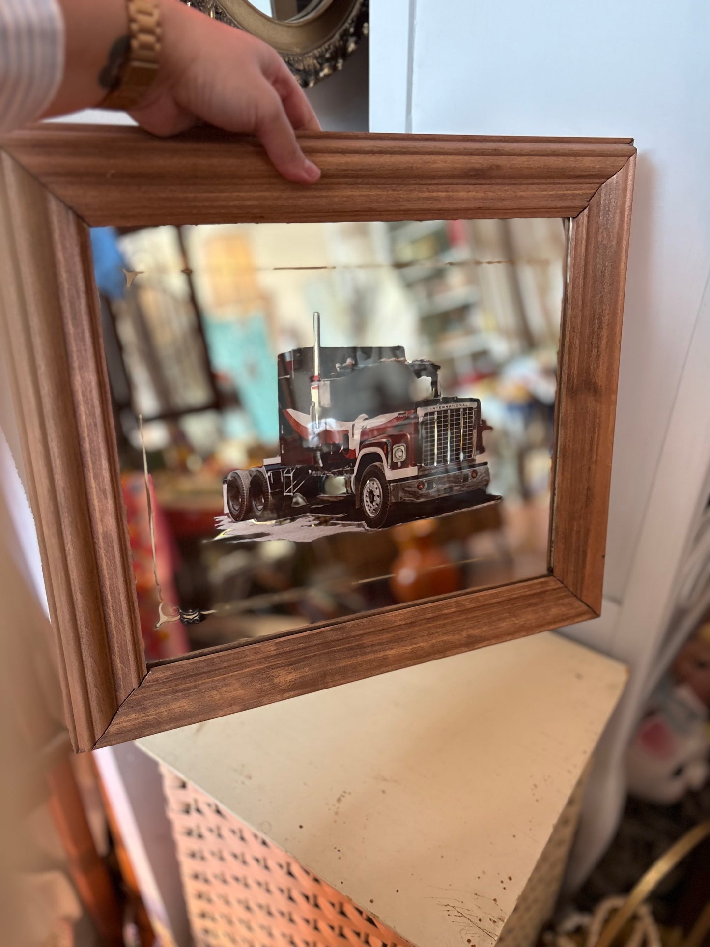 80s International 4300 Tristar bar mirror