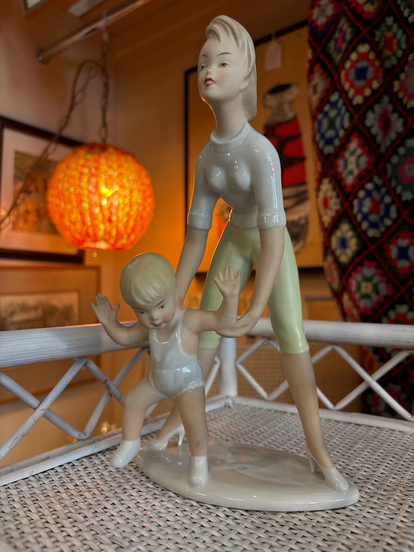 Wallendorf Figurine Mother & child
