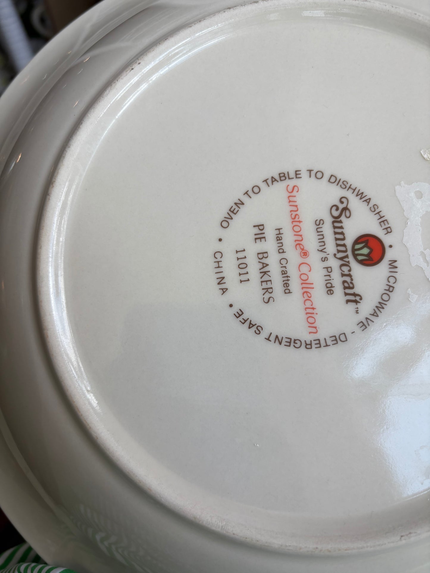 Sunnycraft Sunstone Collection Apple Pie Plate
