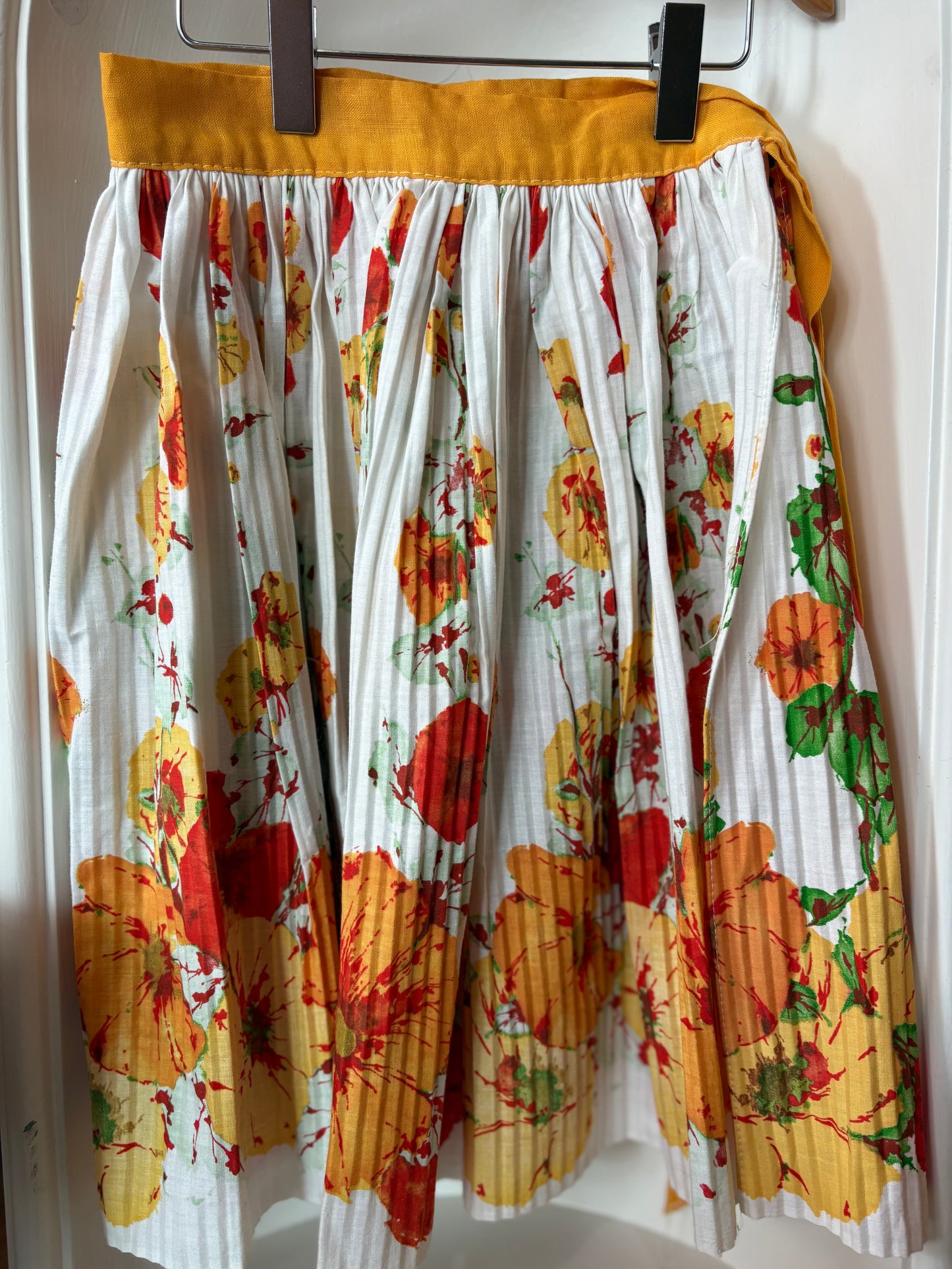 Floral pleated apron