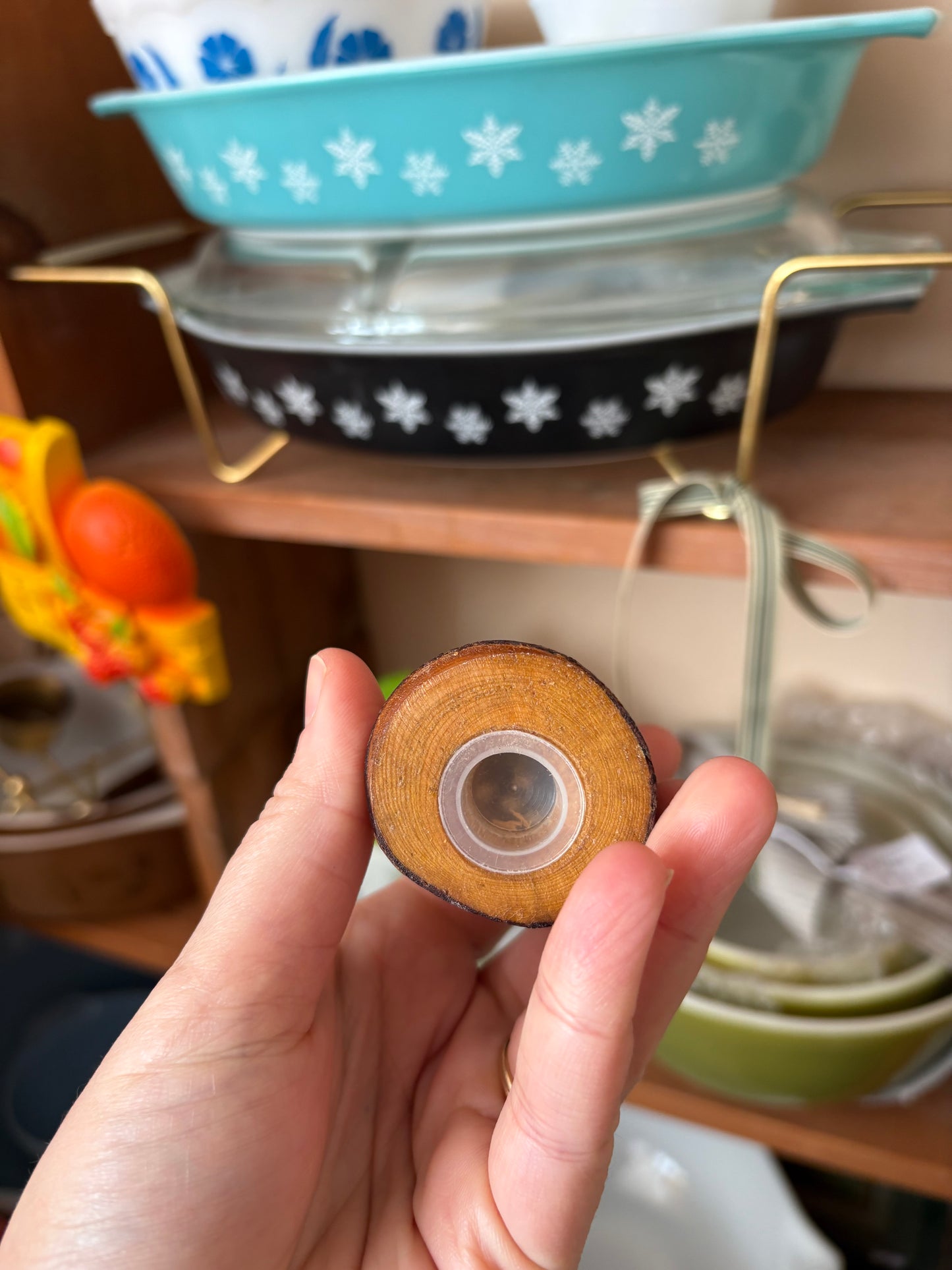 Wood deer cutout salt & pepper shaker set - Made in Japan