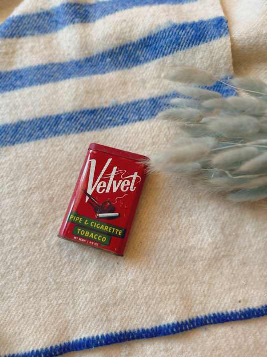 Velvet Pipe & Cigarette Tobacco vintage tin