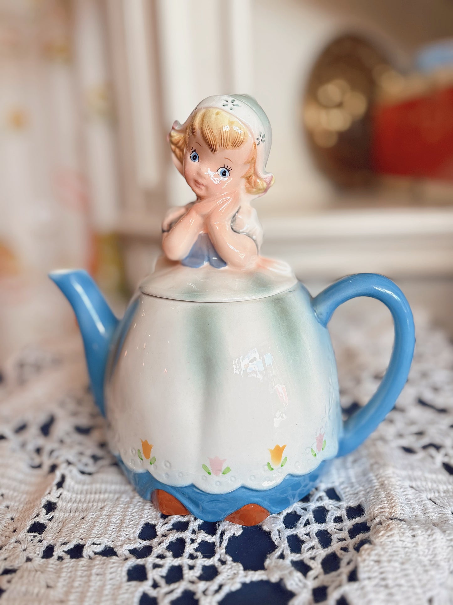 Lefton 1950s Dutch Girl Teapot - made in Japan