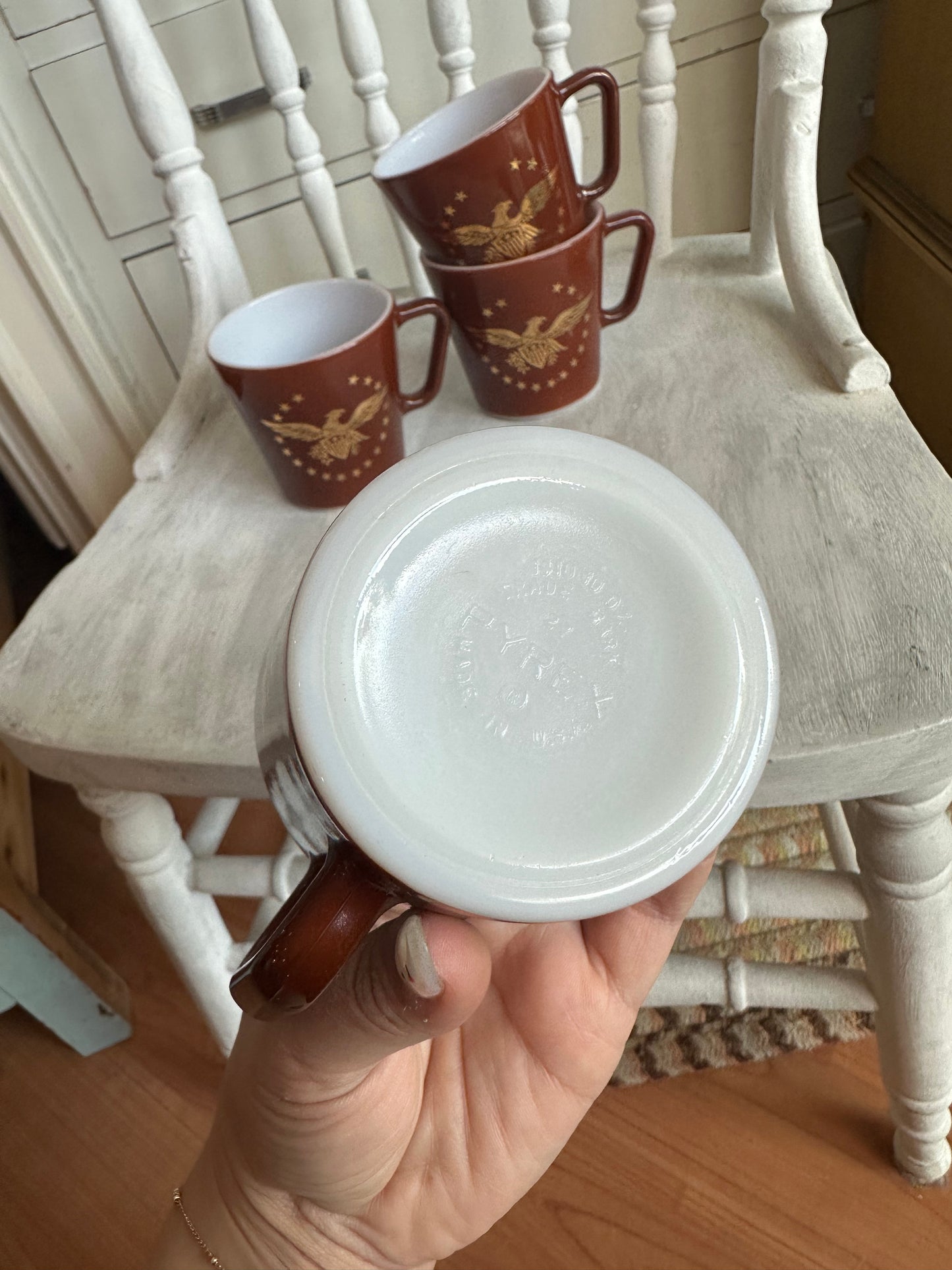 Pyrex gold eagle & stars 4 piece mug set