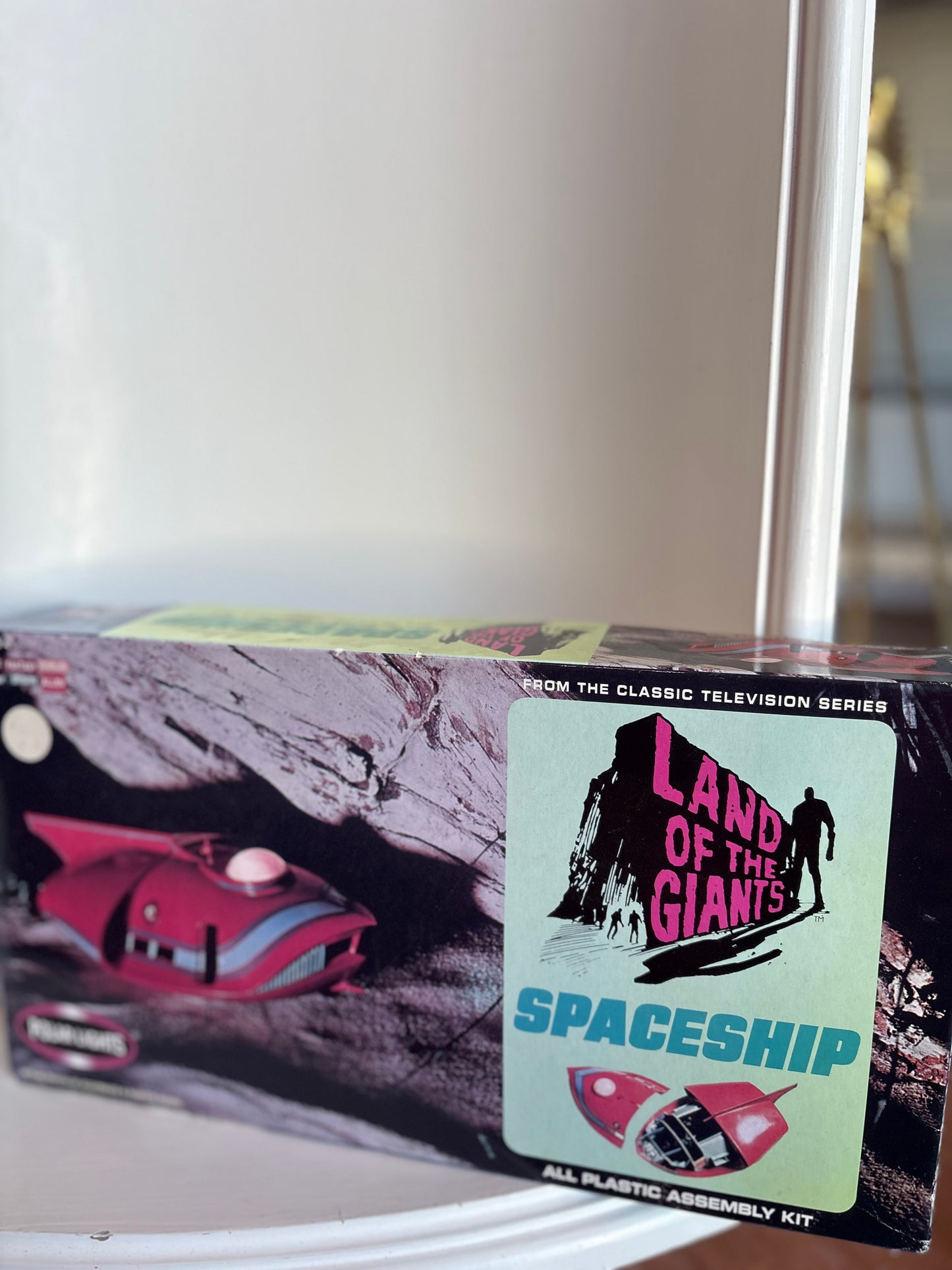 Land of Giants Spaceship all plastic assembly kit - complete