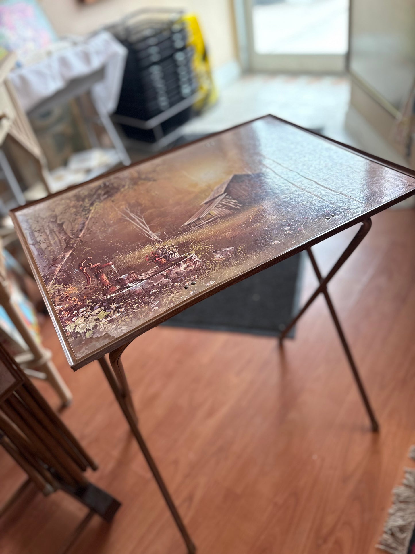 TV tray set - 4 tables