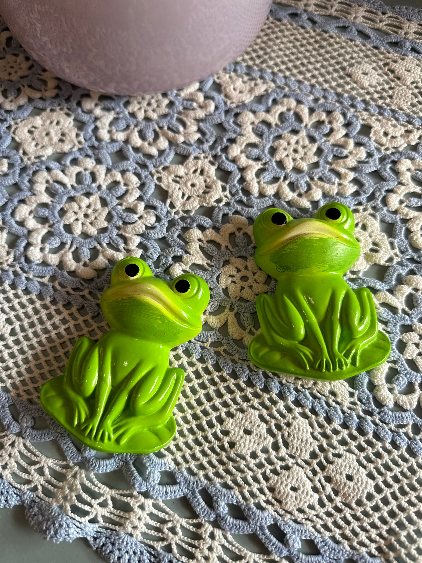 Pair of chalkware wall frogs