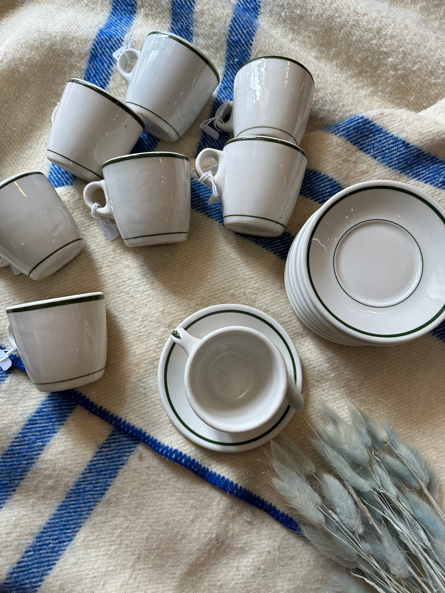 Diner coffee cup & saucer sets