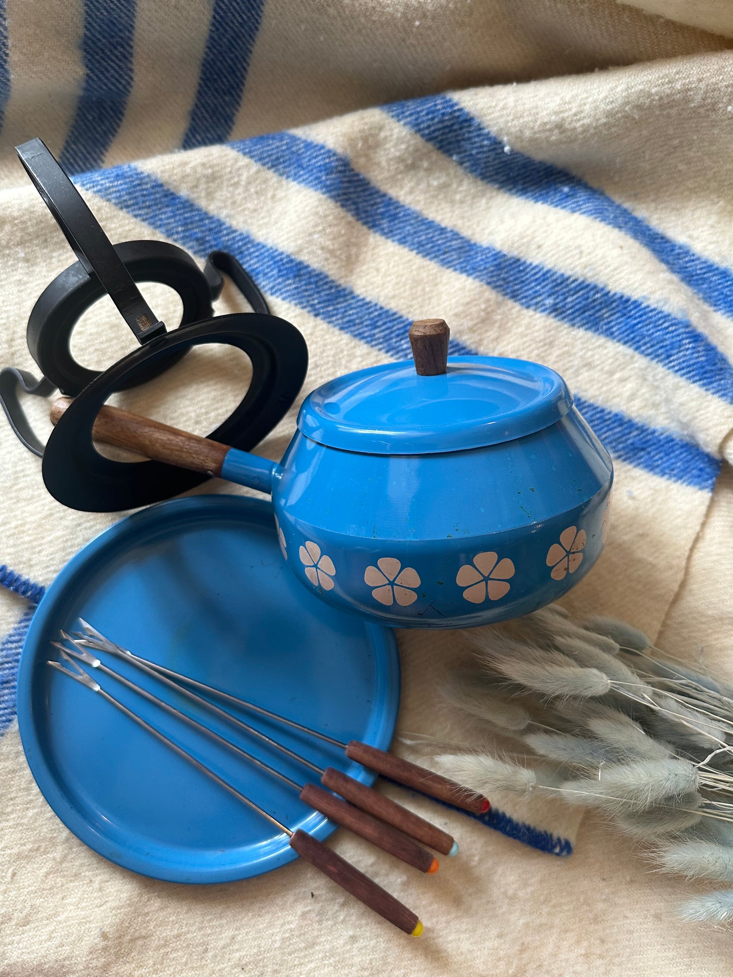 1970s blue & white fondue set