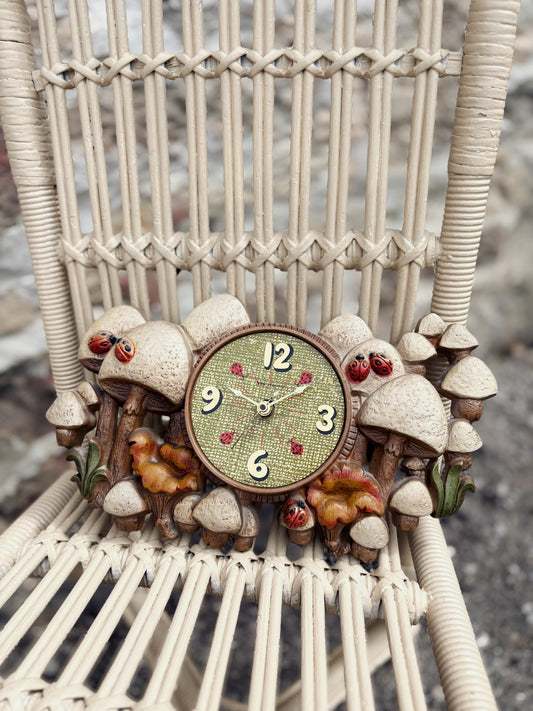 New Haven Mushroom and ladybug clock (working)