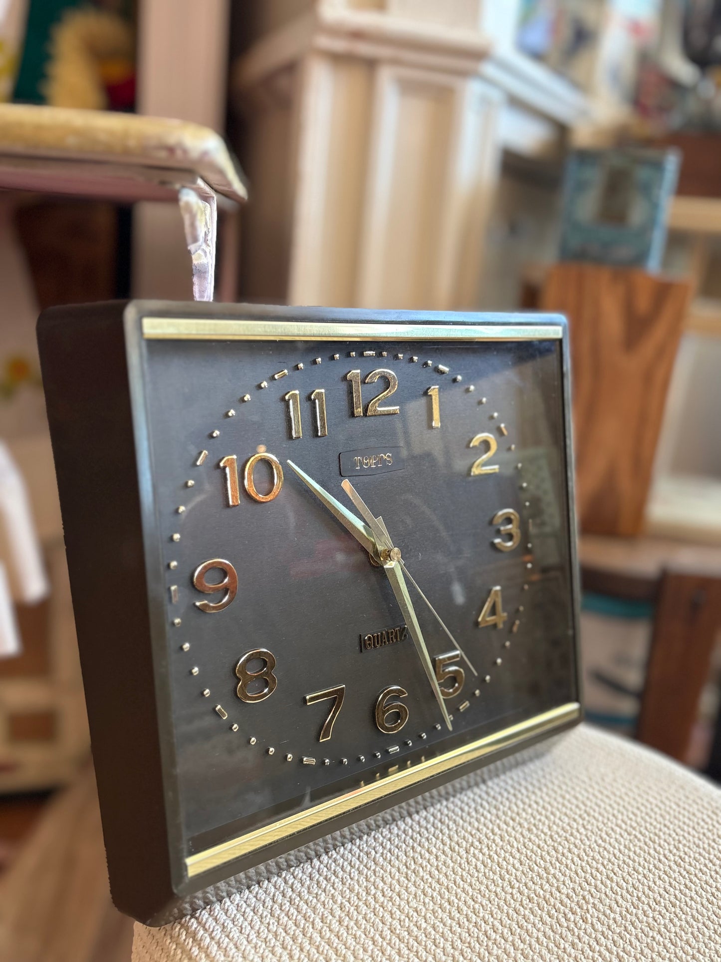 1970 Topps Wall Clock - battery operated