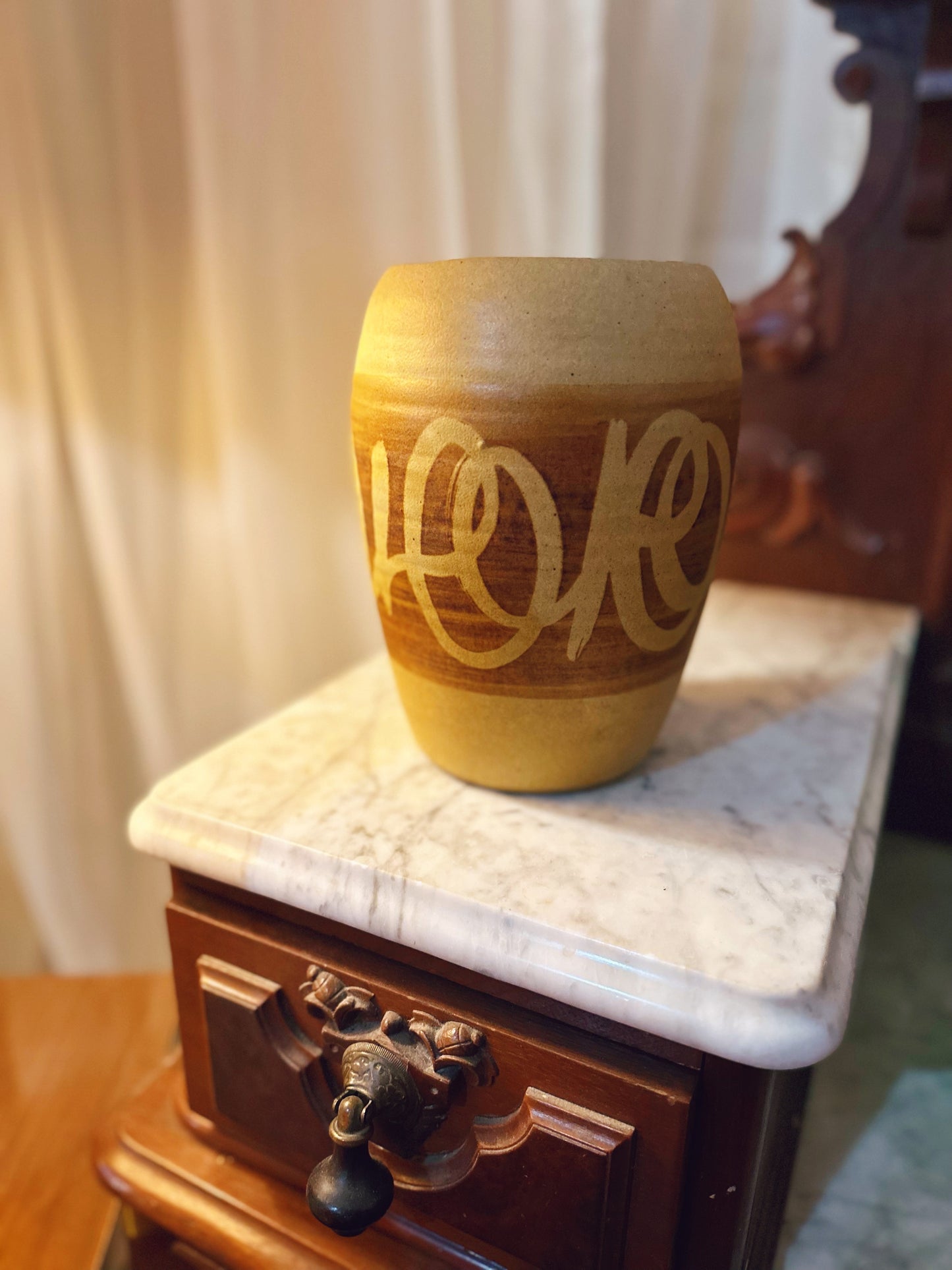 California USA pottery vase