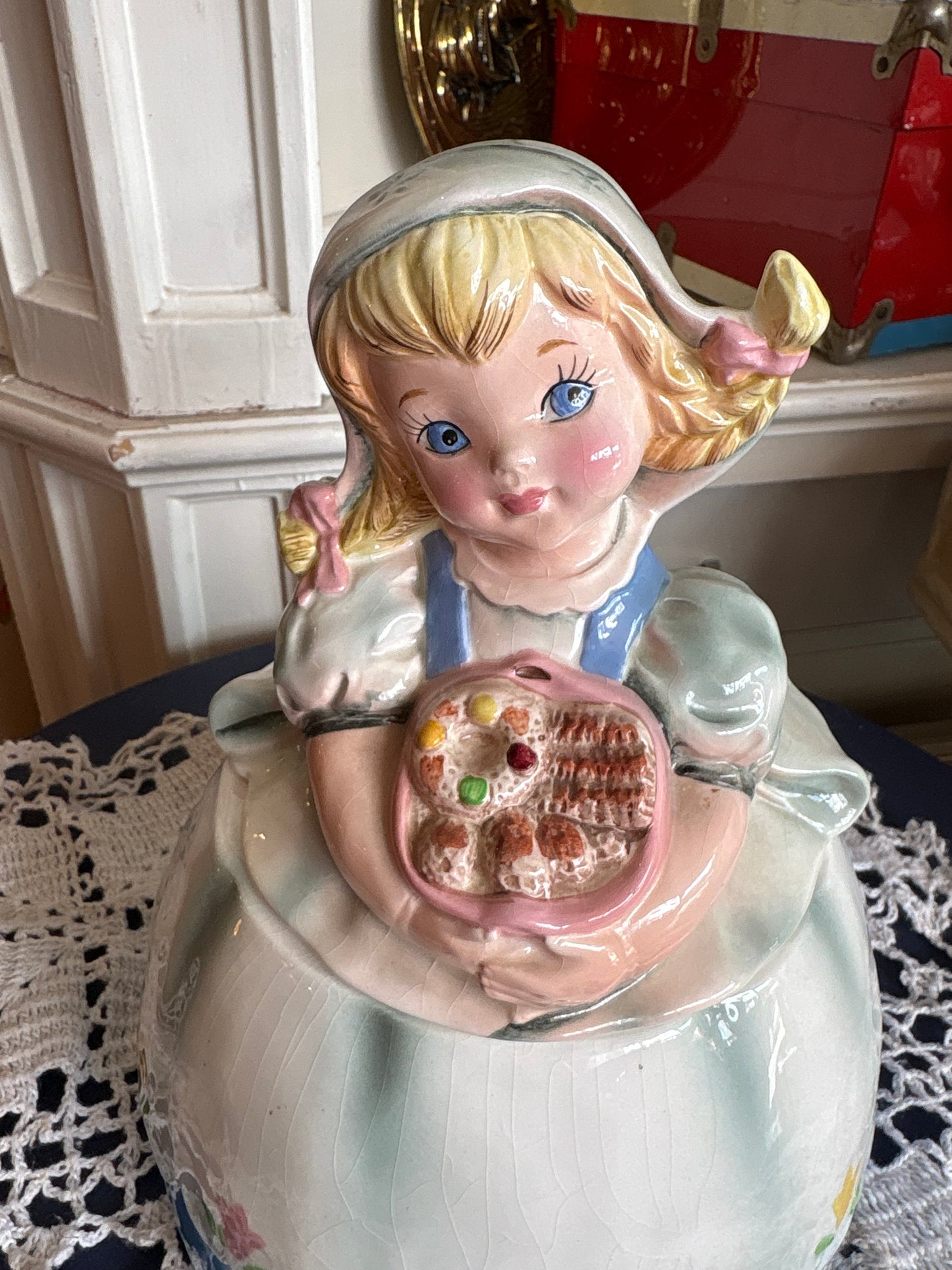 Lefton 1950s Dutch Girl Cookie Jar - made in Japan