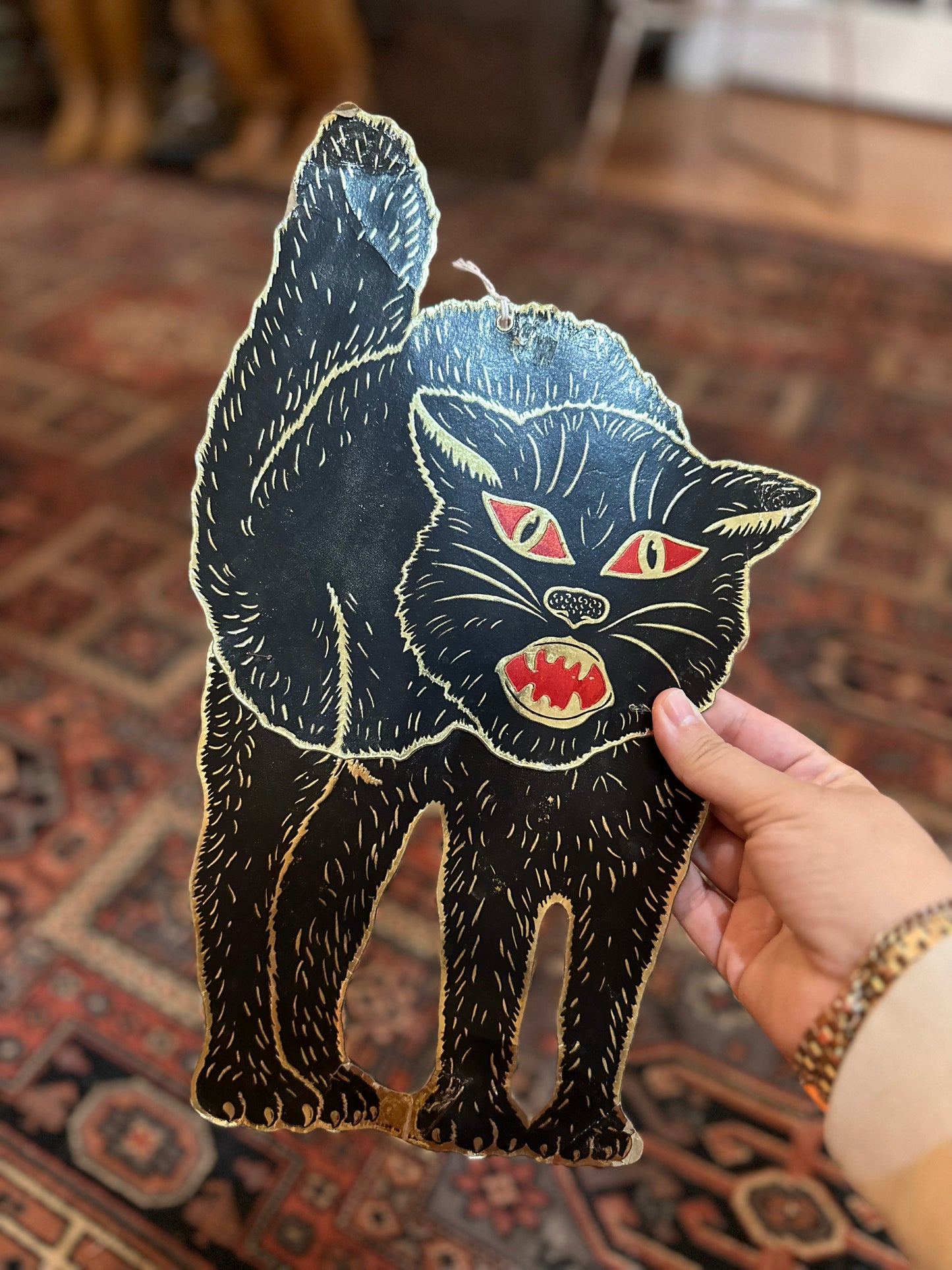 Vintage metallic cat cutout