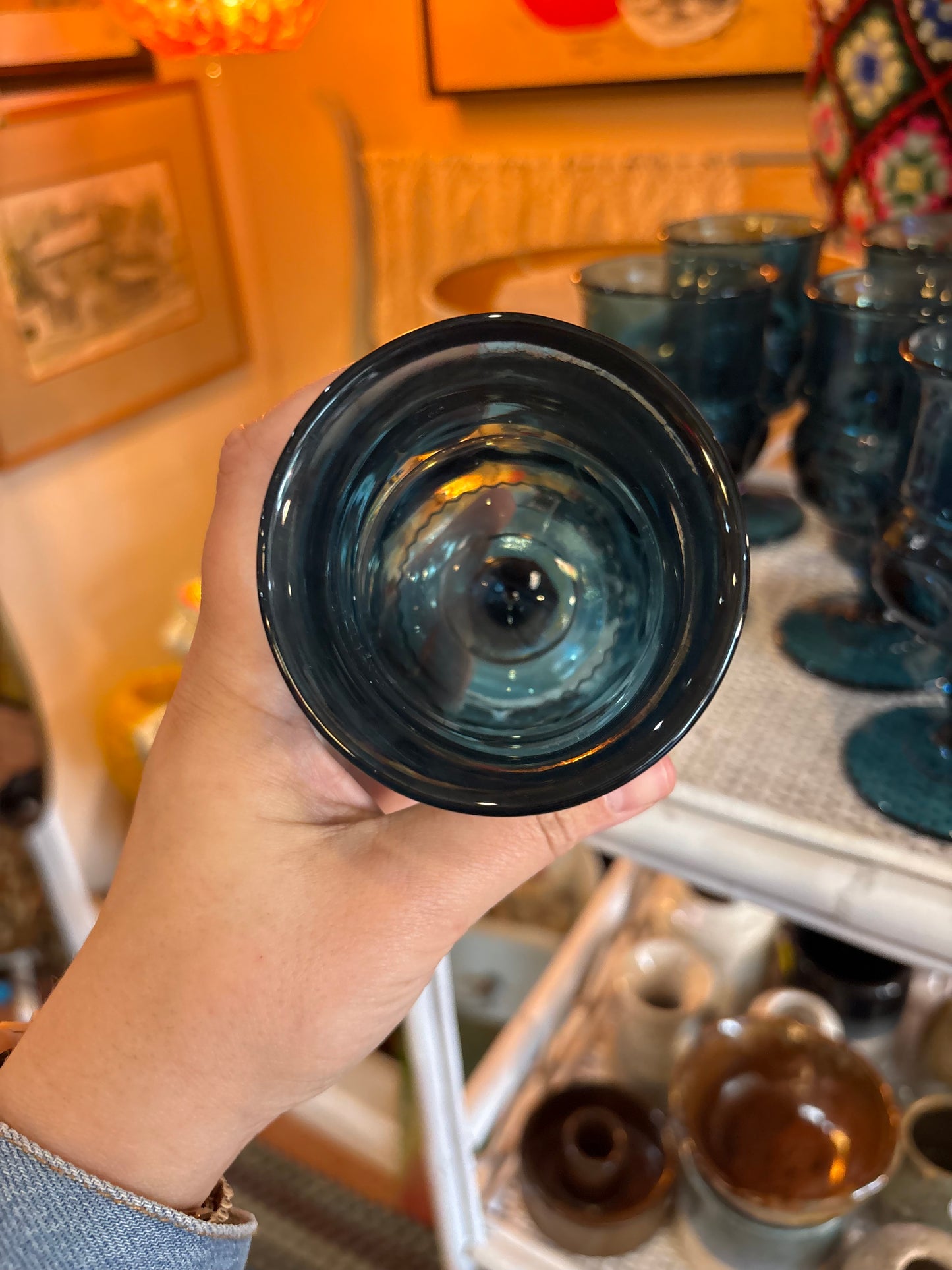Set of 8 blue coloured wine glasses