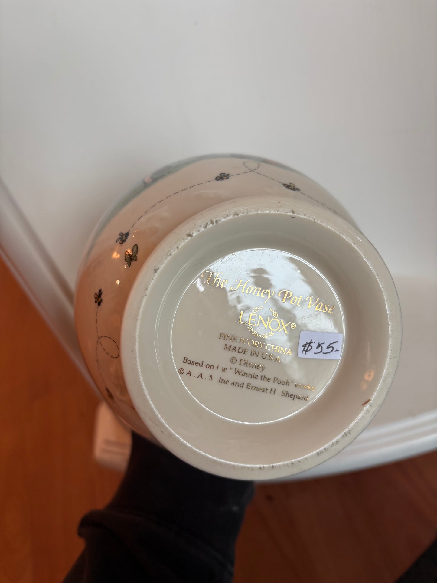“The Honey Pot Vase” Lenox Winnie The Pooh Vase