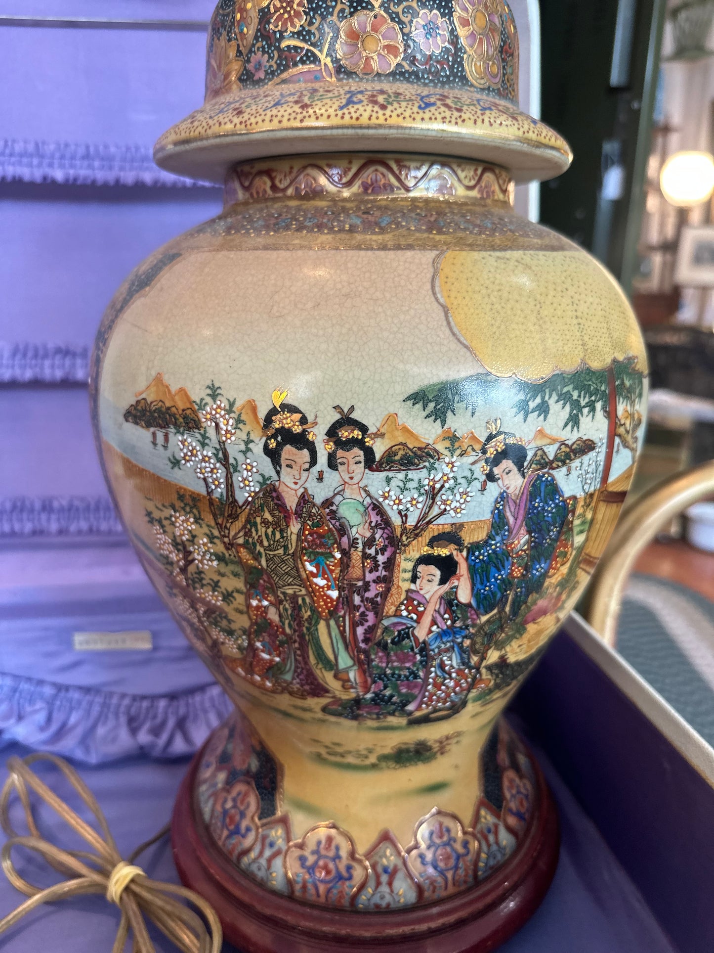 Hand painted lamp base - made in China