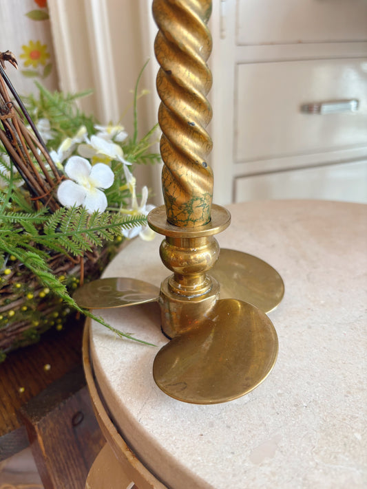 Brass propeller candle holder
