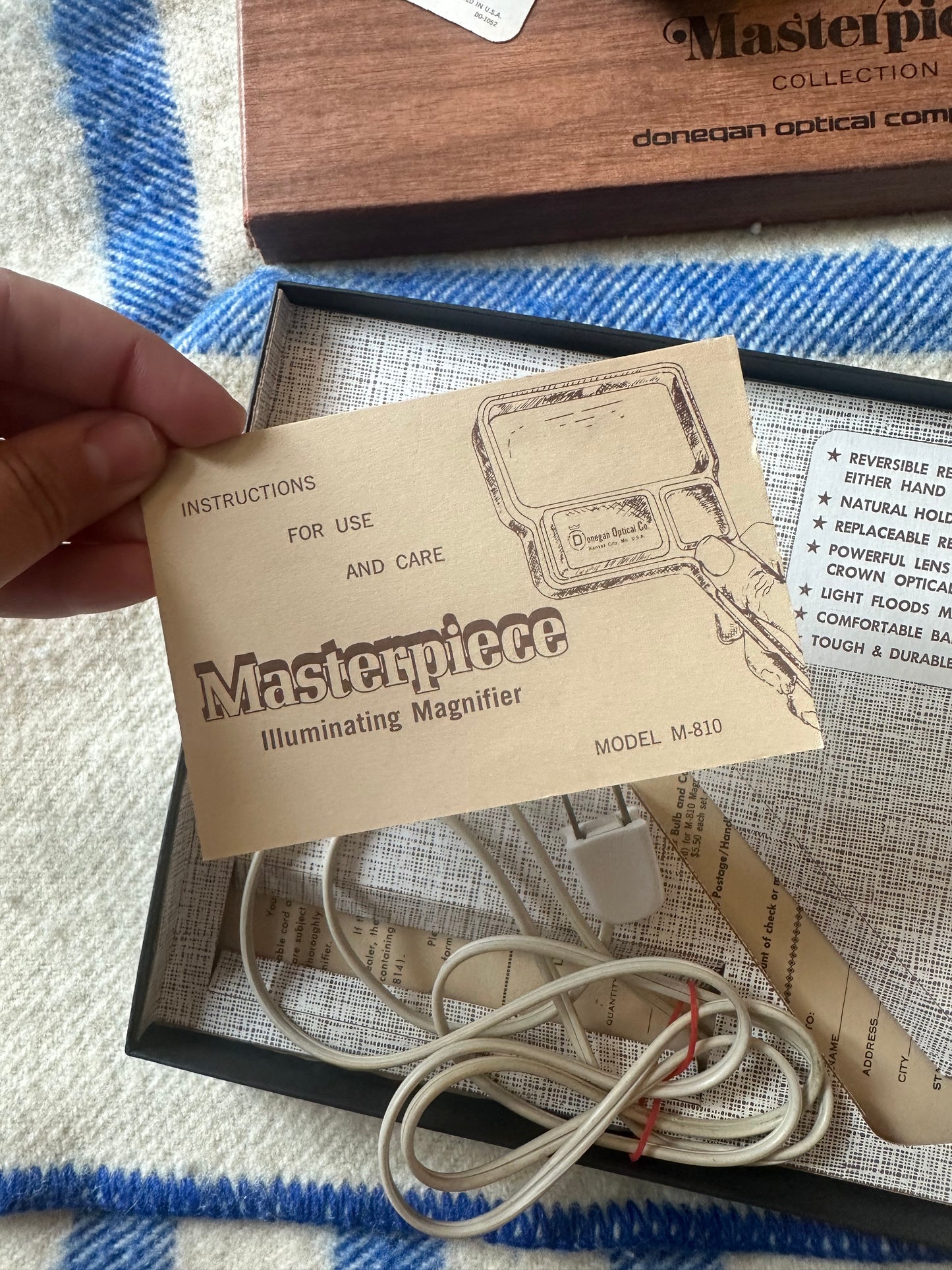 Masterpiece Illuminating Magnifier