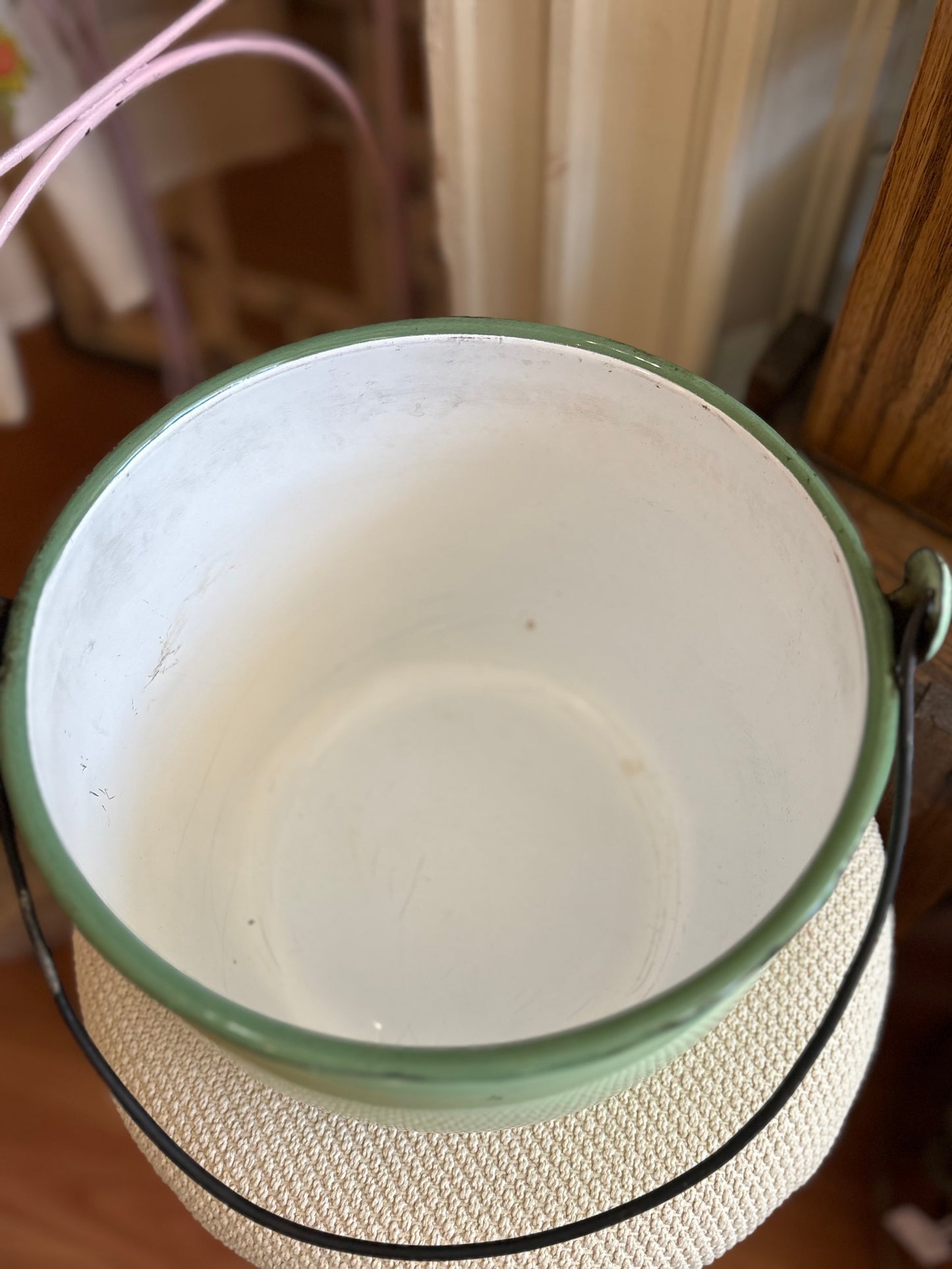 1960s YU-I China Enamelware Pot - Green