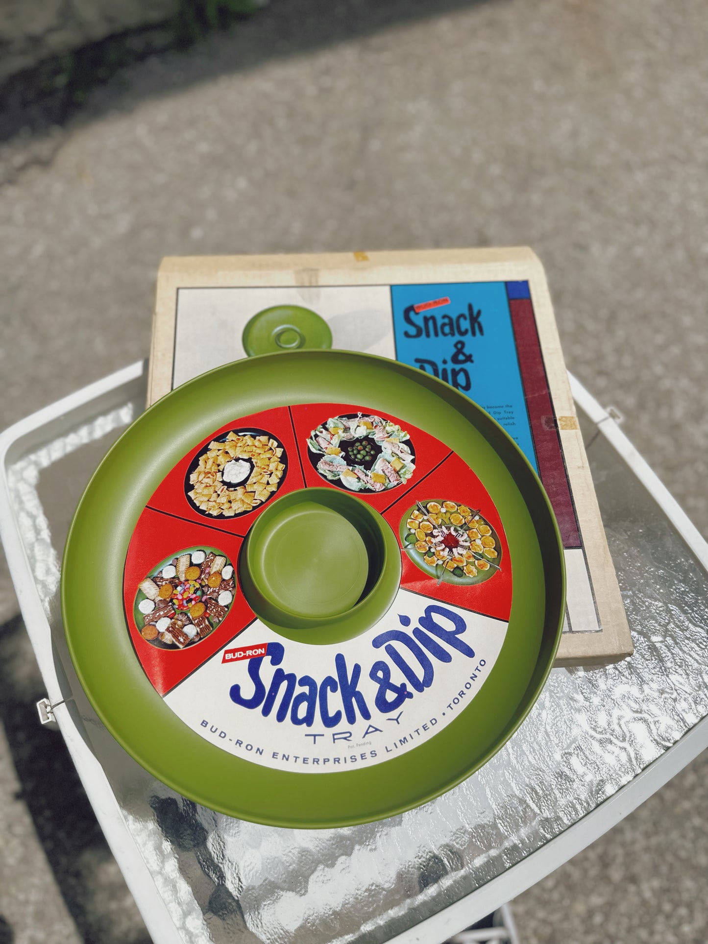 Snack & Dip Tray with original box - never used