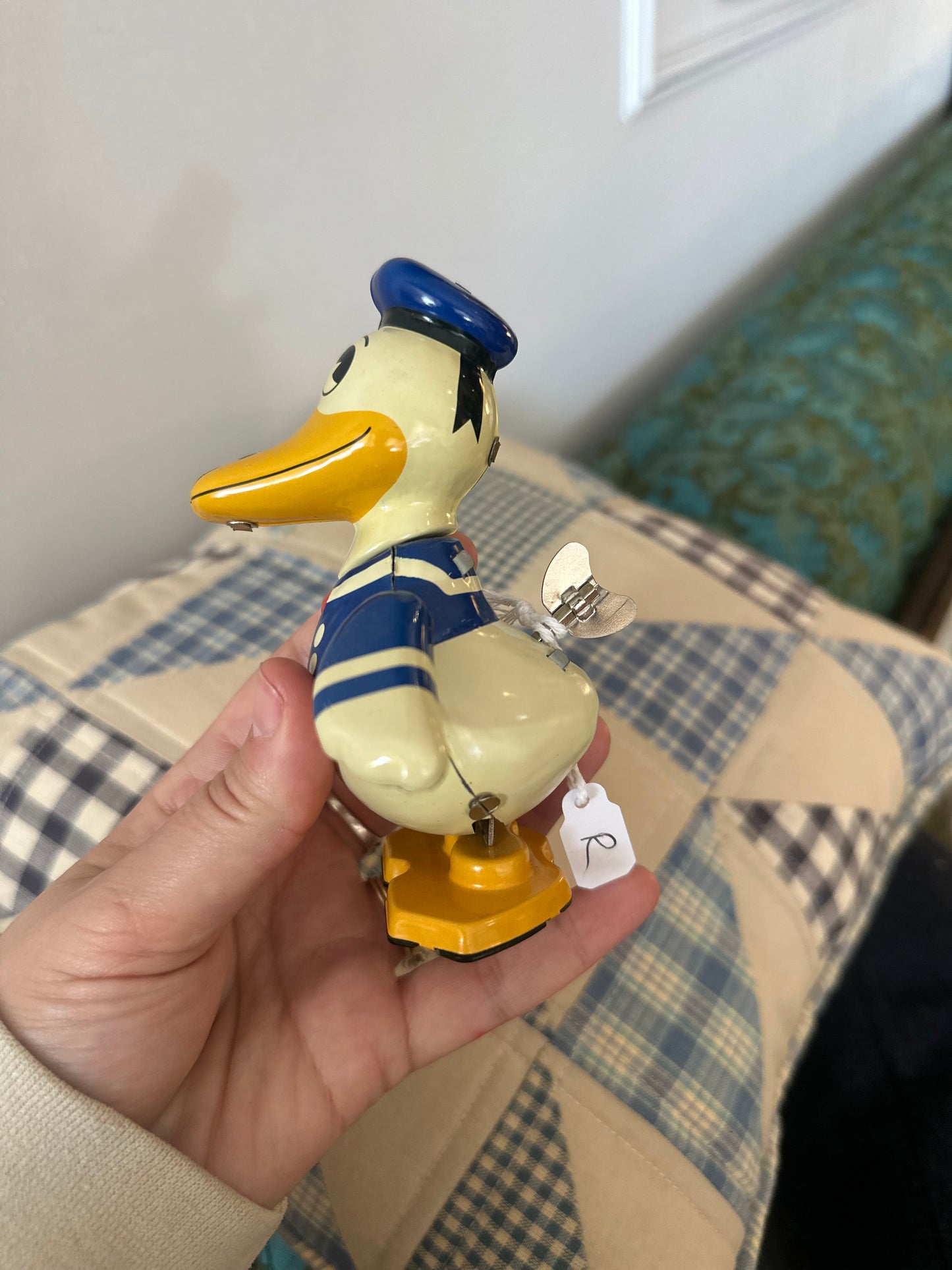 Donald Duck Tin Toy Epoch Schylling